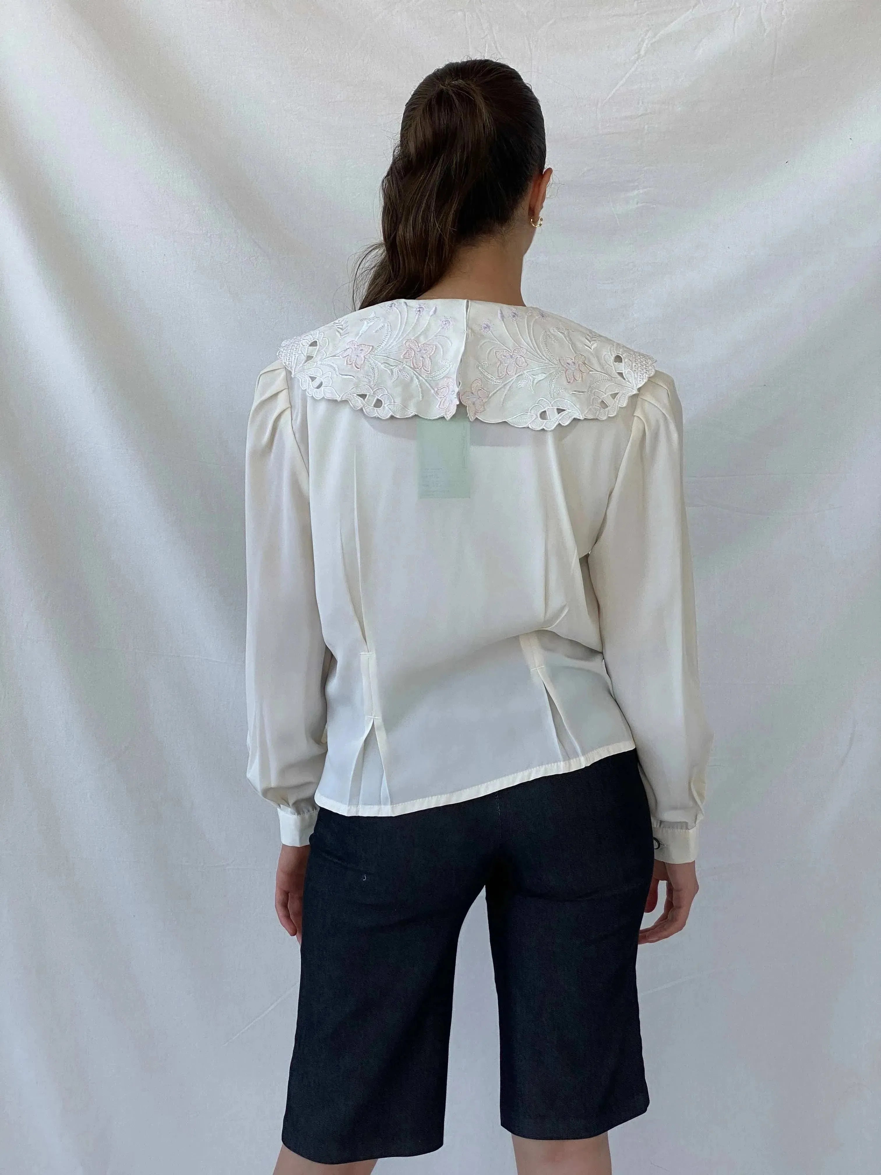 00s FIRAS Embroidered Oversized Collar Ivory Victorian Blouse - M - Balagan Vintage Full Sleeve Shirt 00s, full sleeve shirt, Mira, winter, women shirt, women top