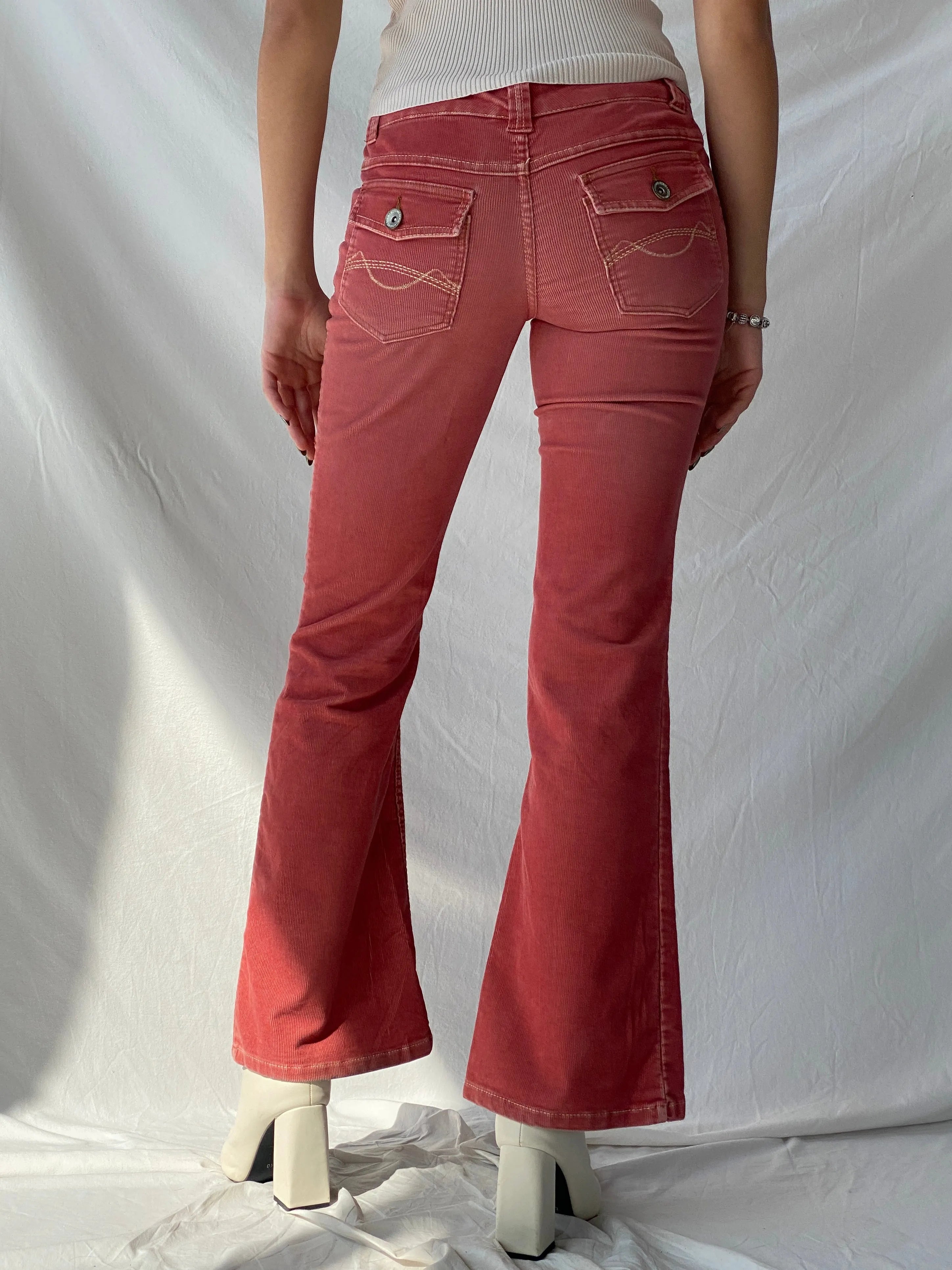 00s Mossimo Denim Pink Mid-Rise Flare Leg Corduroy Pants - 36EUR - Balagan Vintage Corduroy Pants 00s, corduroy pants, Syntia, winter