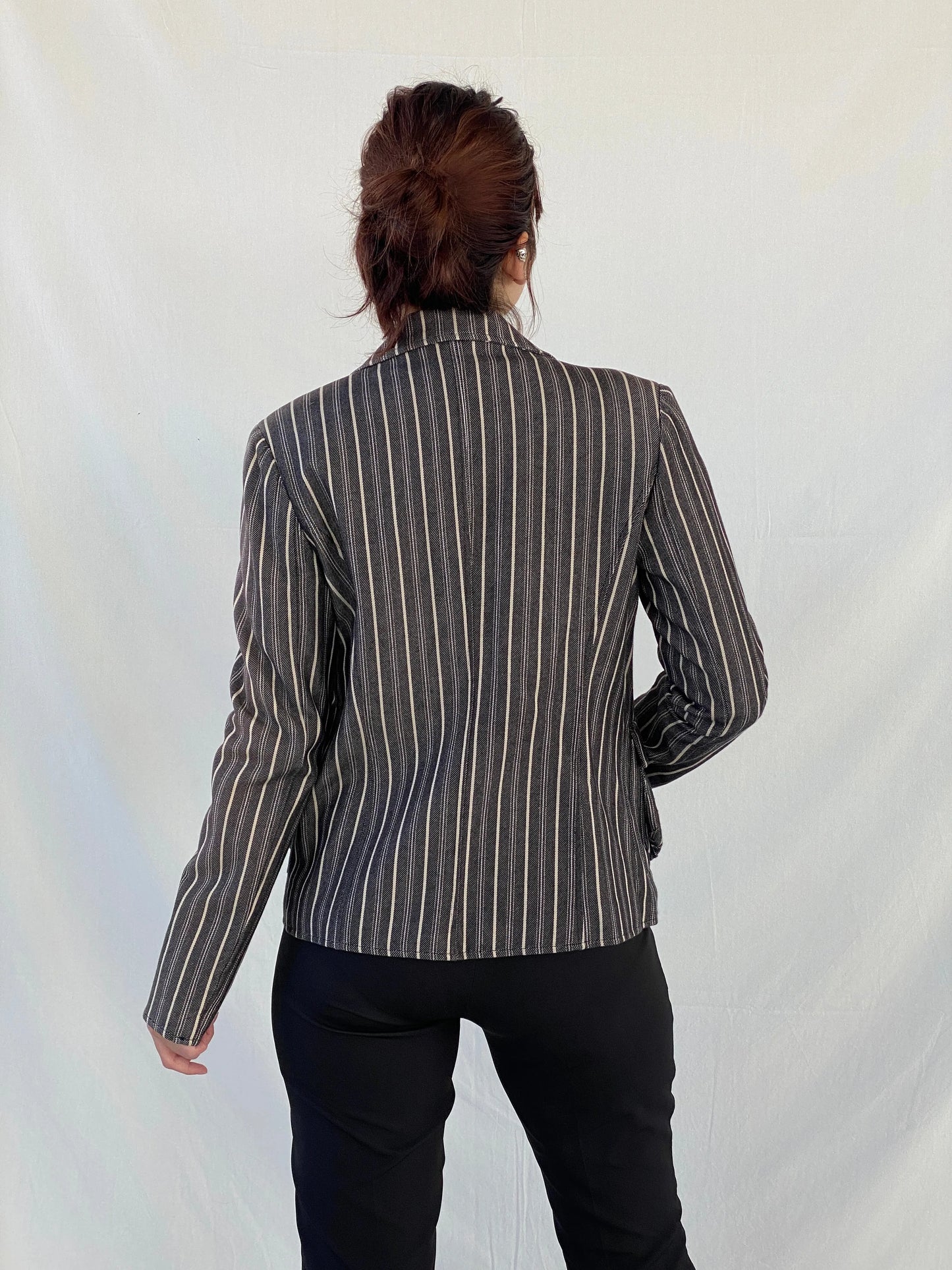 00s Vila Clothes Striped Black and White Women’s Cotton Blazer - L - Balagan Vintage Blazer Ayah, blazer, Coats&Jackets, Deals, full sleeve blazer, striped, vintage blazer, winter, Women's Blazers