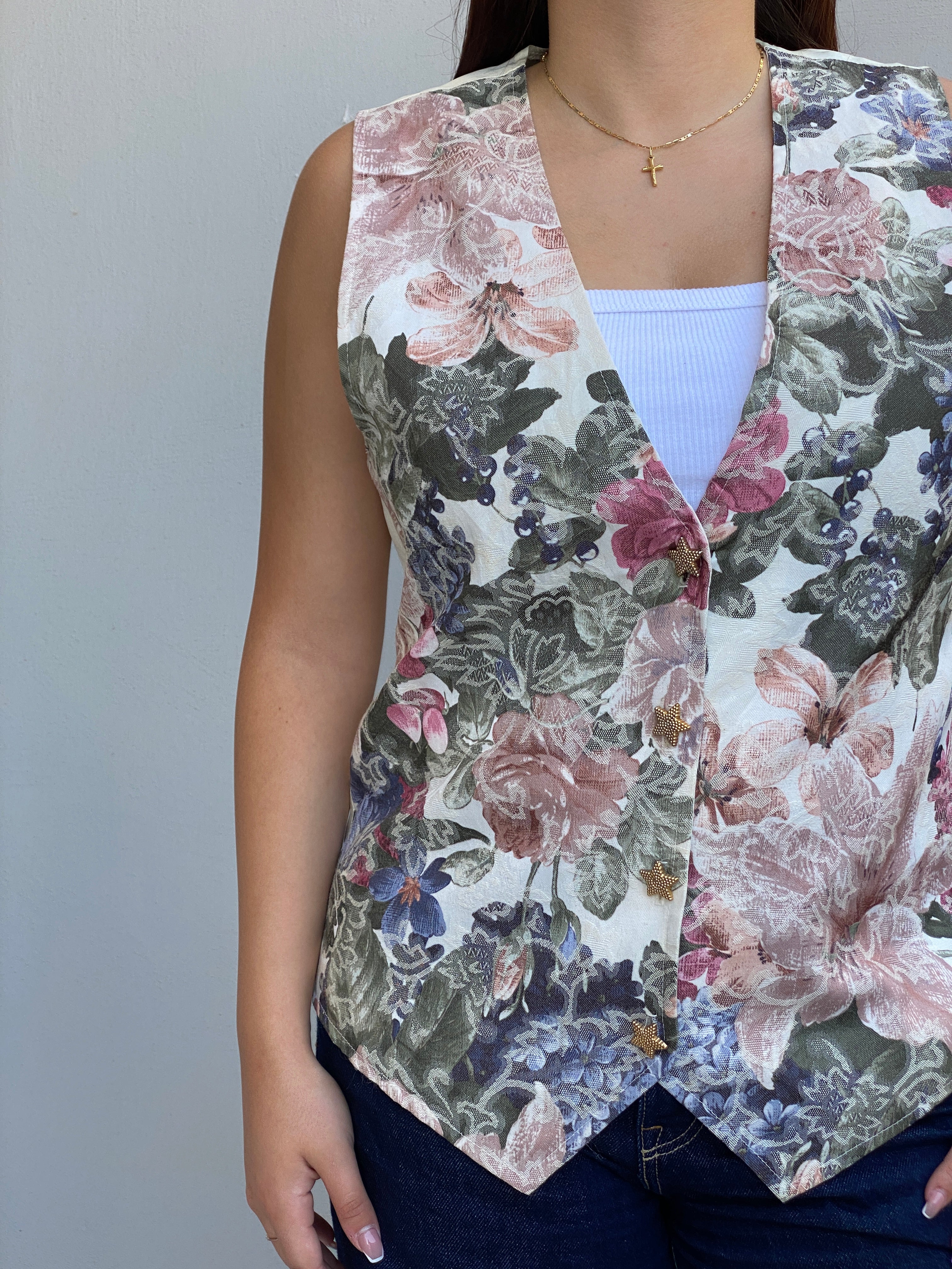 Vintage 90s O.S.O Sport Cream Floral Tapestry Star Button Vest – L