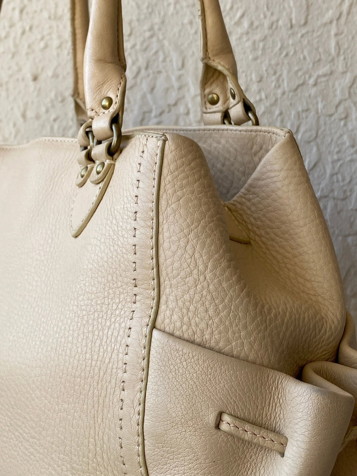 Beautiful Cole Haan Beige Genuine Leather Satchel Handbag Classic Shoulder Bag