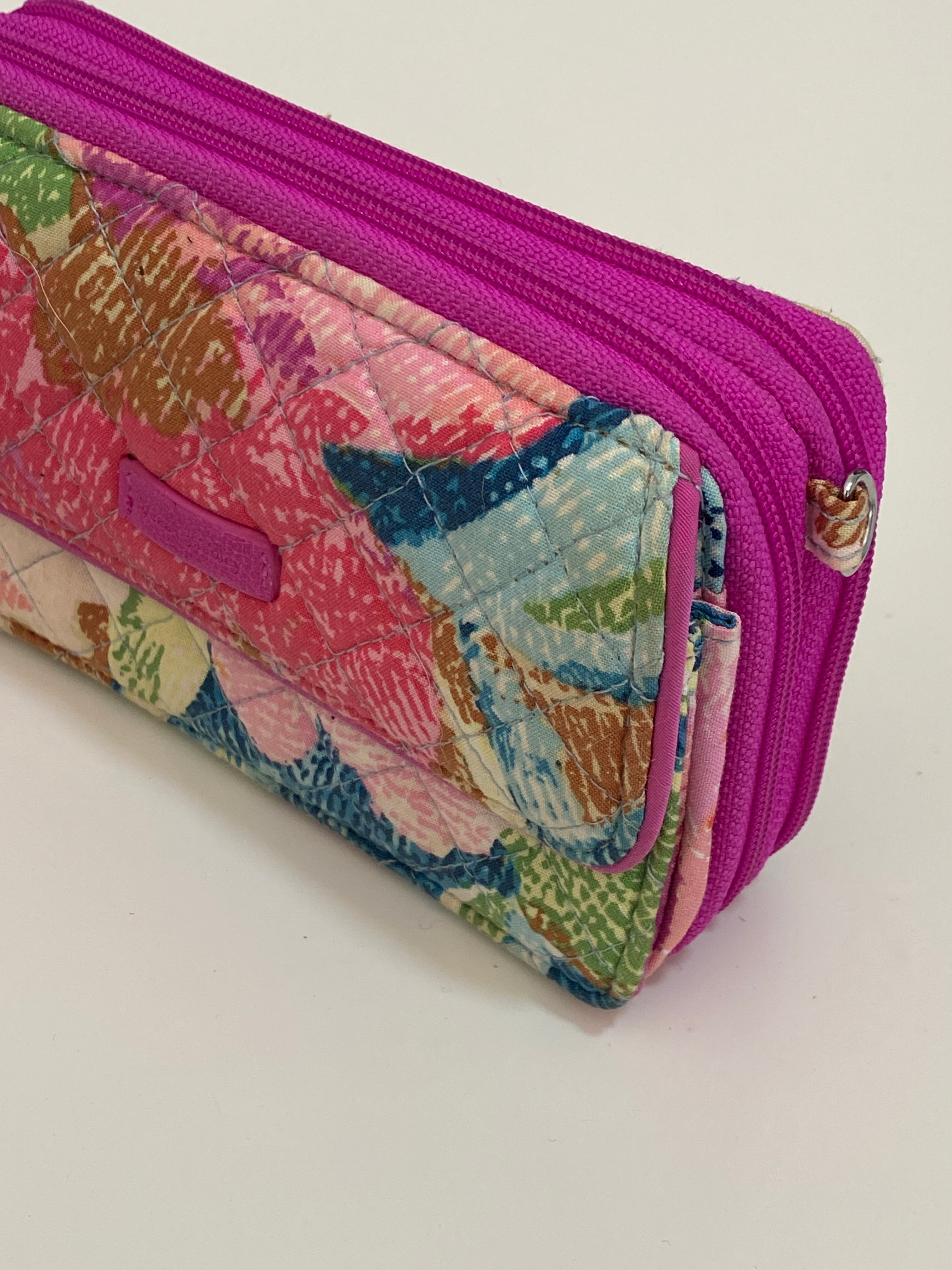 Vera Bradley Quilted Floral Crossbody Wallet Bag with Wristlet & Adjustable Strap