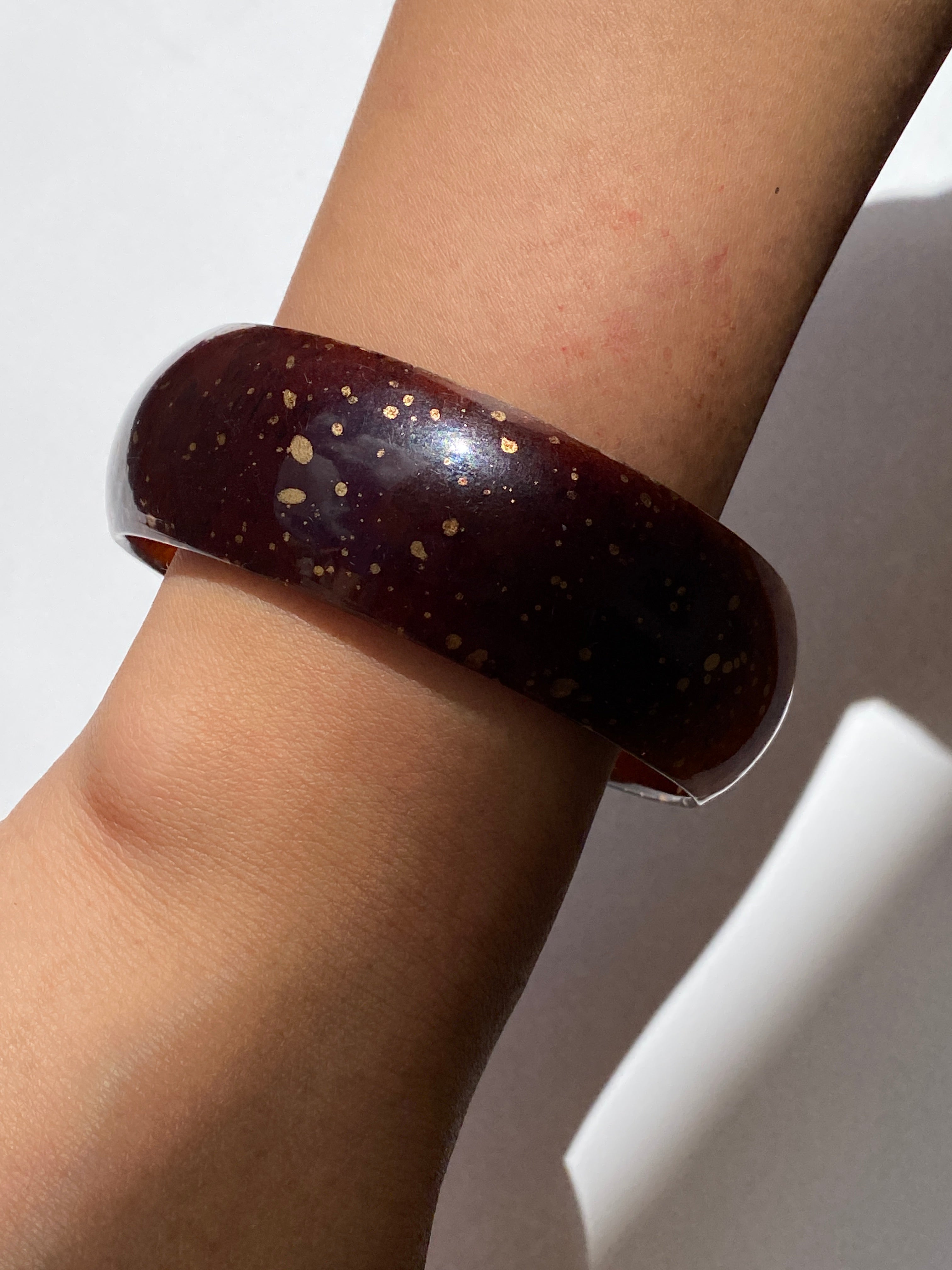 Vintage Root Beer Brown Resin Gold Fleck Bangle Bracelet