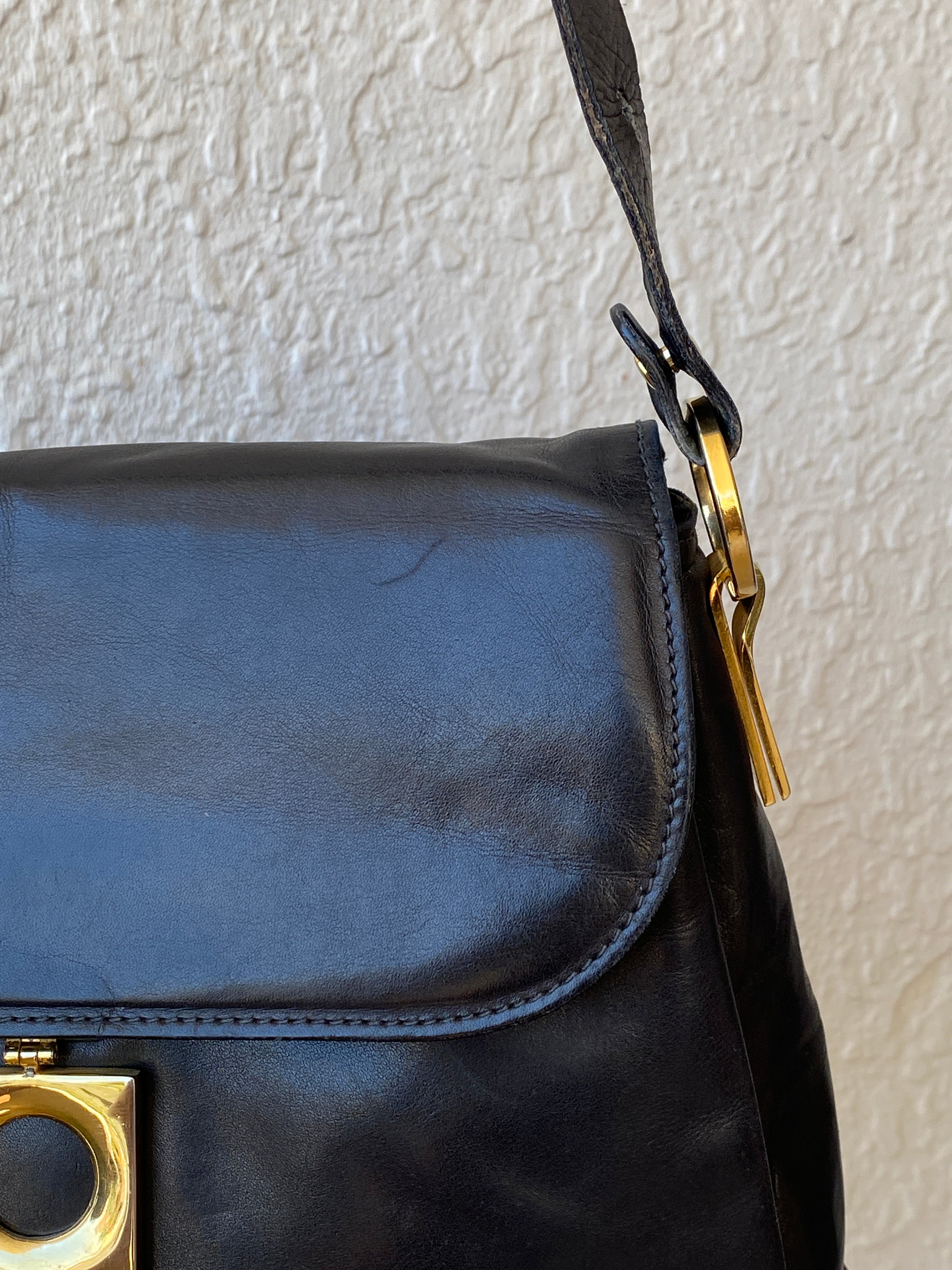 Vintage 90s Black Genuine Leather Gold Hardware Structured Shoulder Bag