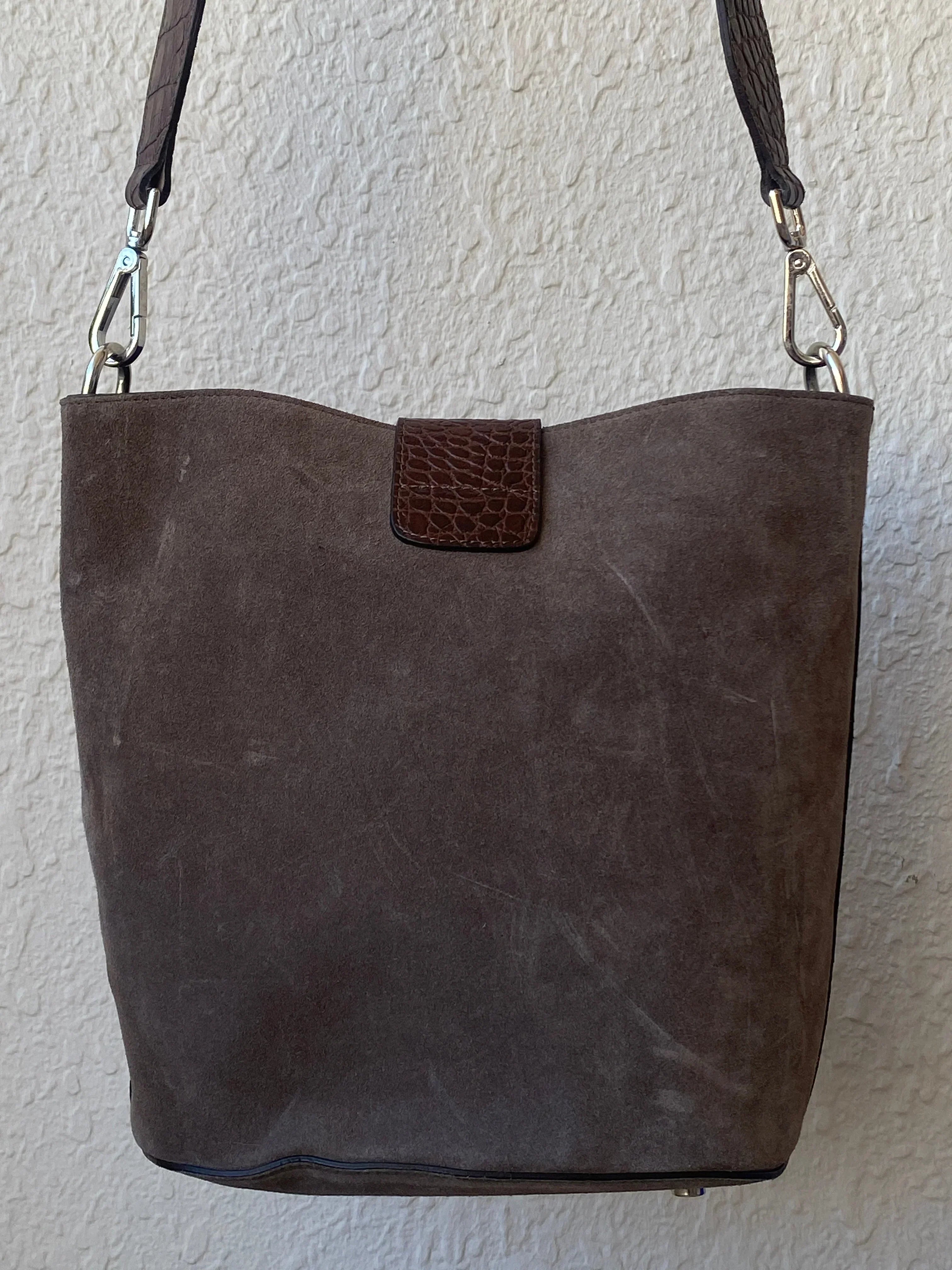 Gorgeous Claudia Firenze Taupe Suede & Brown Leather Bucket Purse Shoulder Bag