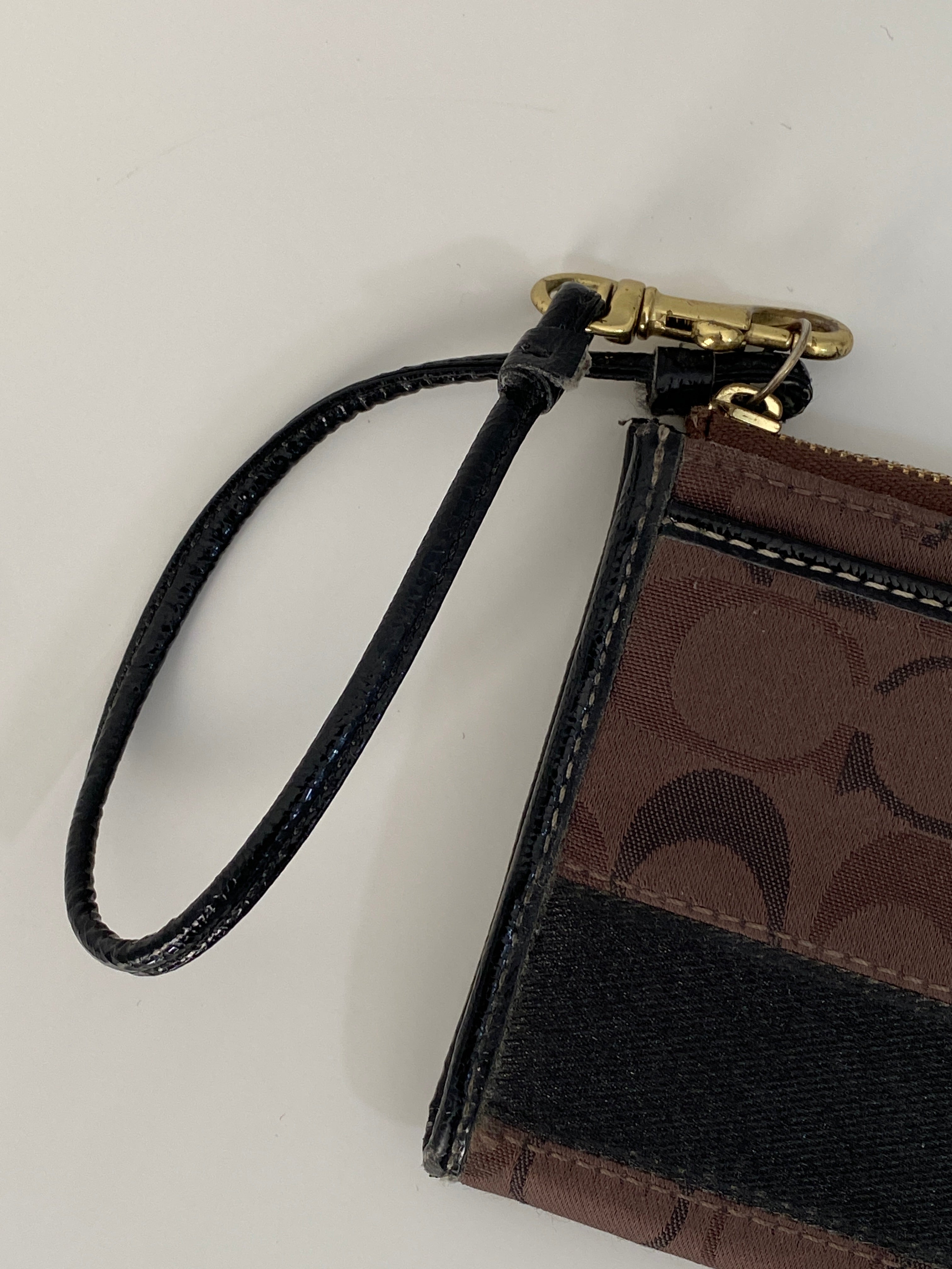 Coach Signature Brown Canvas & Black Leather Trim Wristlet Wallet Classic Monogram Logo