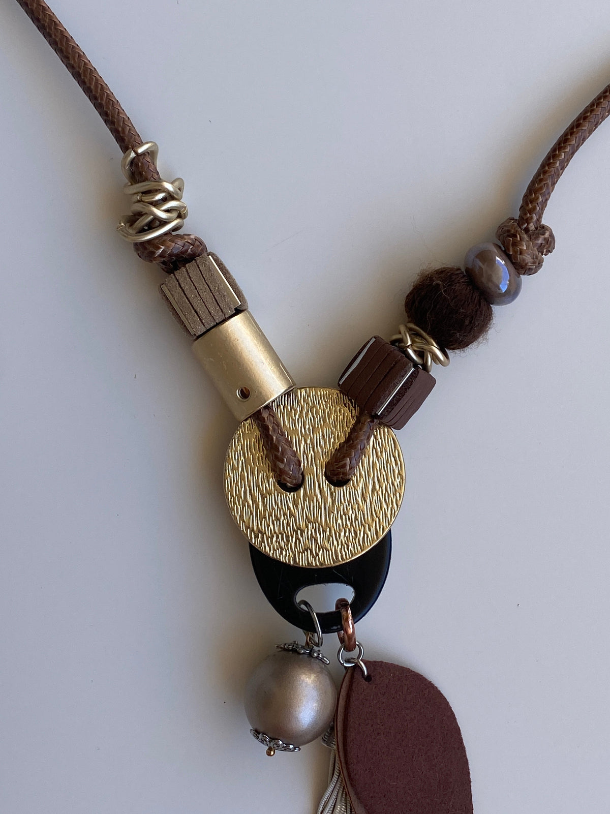 Vintage Y2K Boho Brown Cord Mixed-Media Gold-Tone Charm Statement Necklace