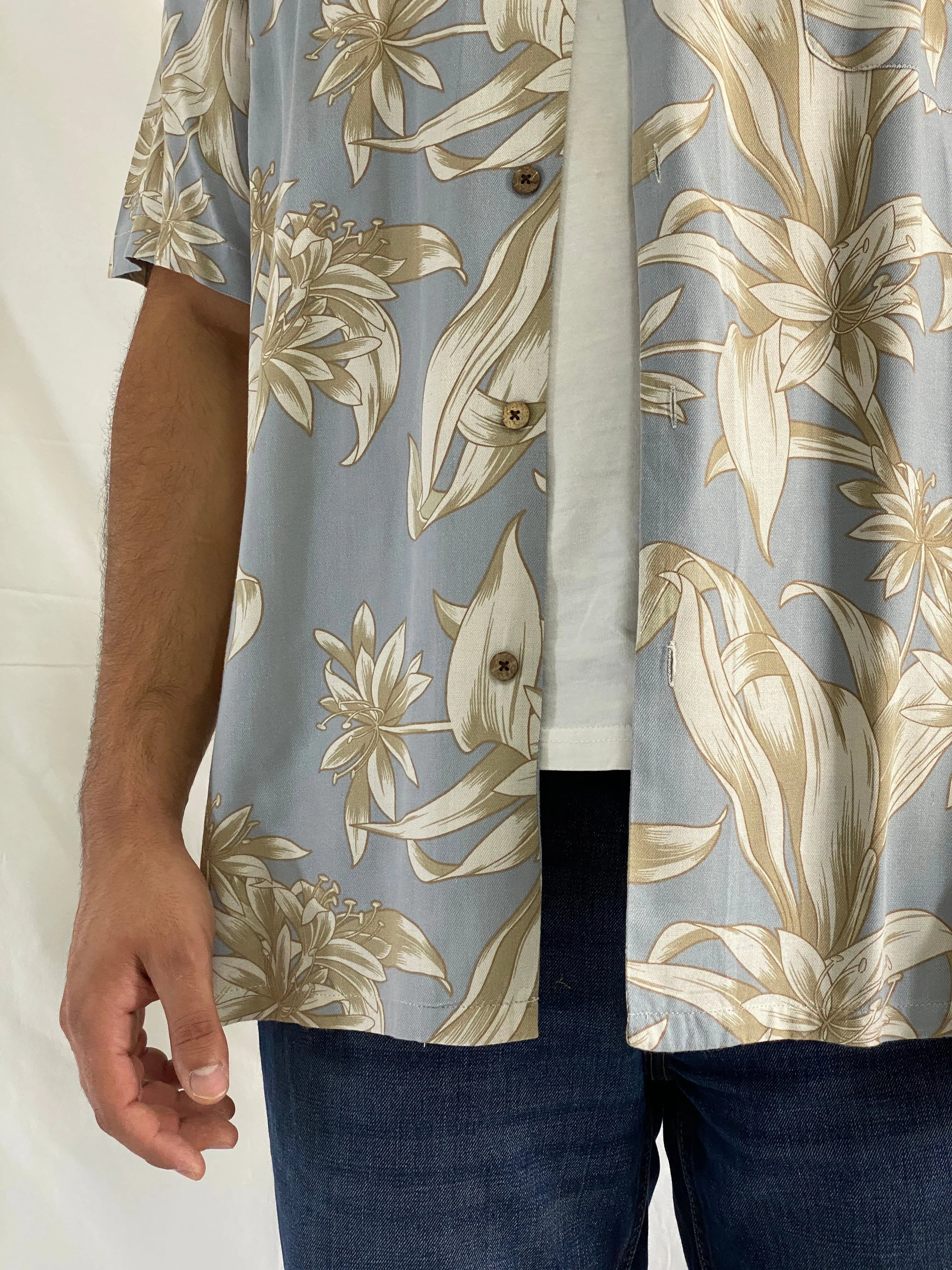 Vintage Island Republic Silk Blend Hawaiian Blue & Beige Floral Men’s Short Sleeve Aloha Shirt - 2XL