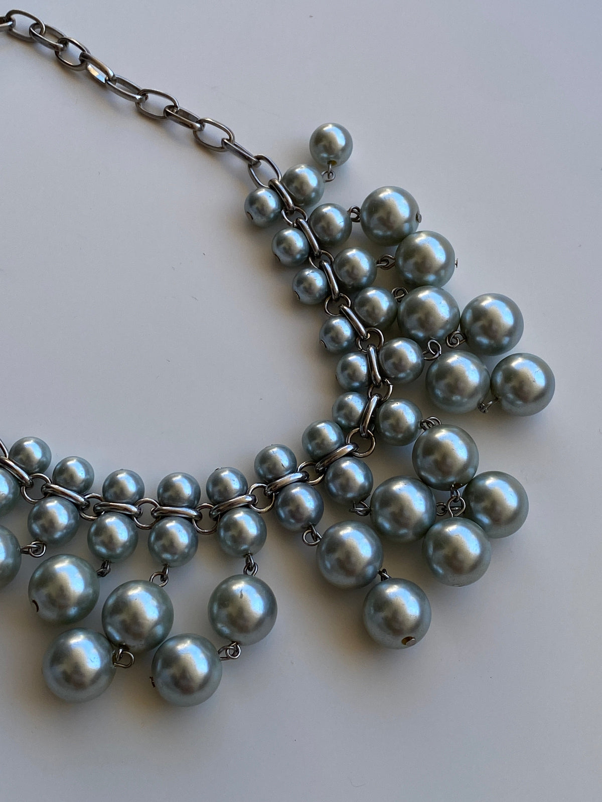 Vintage Y2K Jasper Conran Silver-Tone Grey Faux Pearl Cluster Bib Statement Necklace