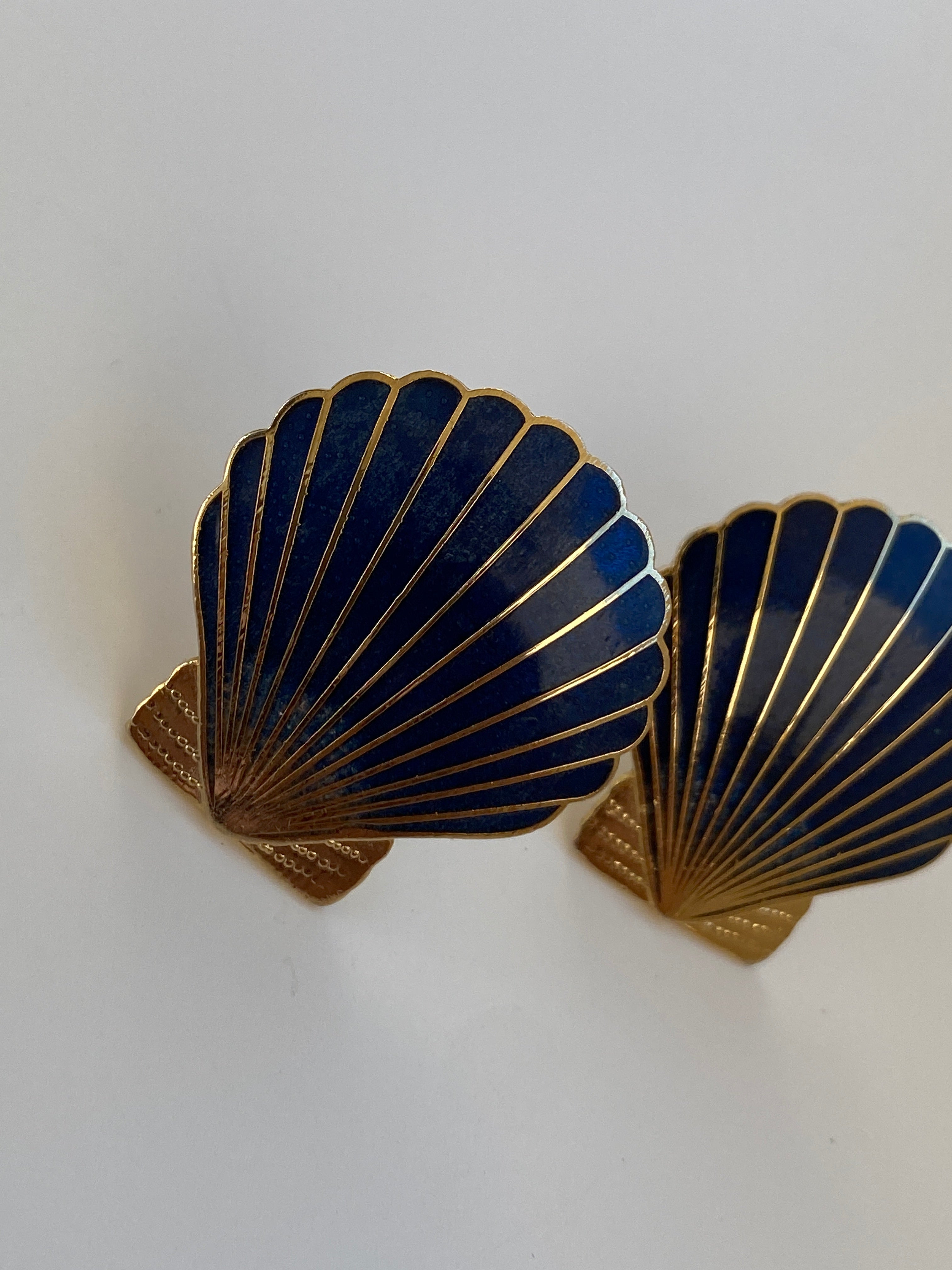 Vintage Navy Blue Enamel Gold-Tone Seashell Stud Earrings
