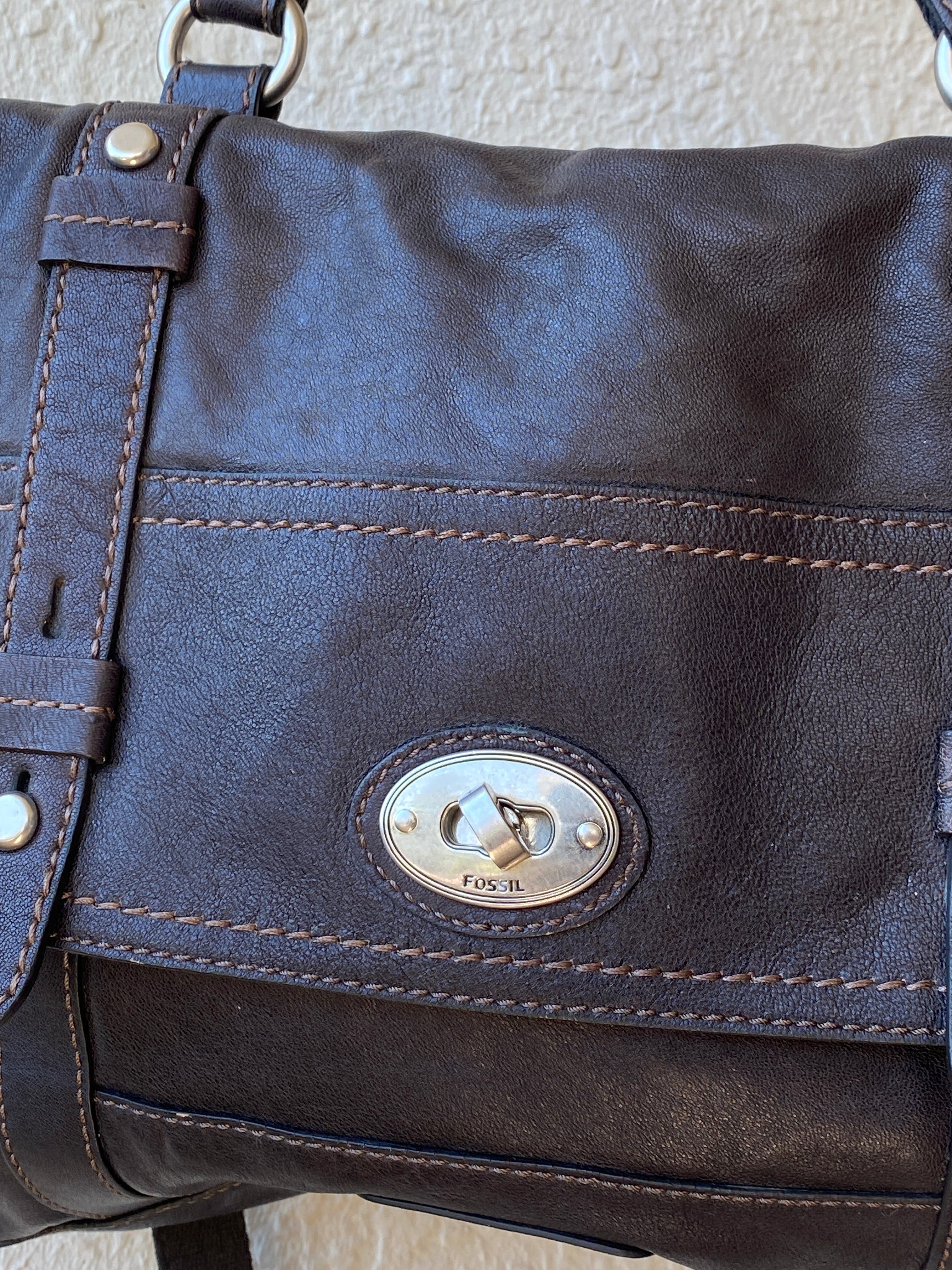 Vintage Y2K Fossil Long Live Vintage Black Distressed Leather Convertible Satchel Crossbody Bag