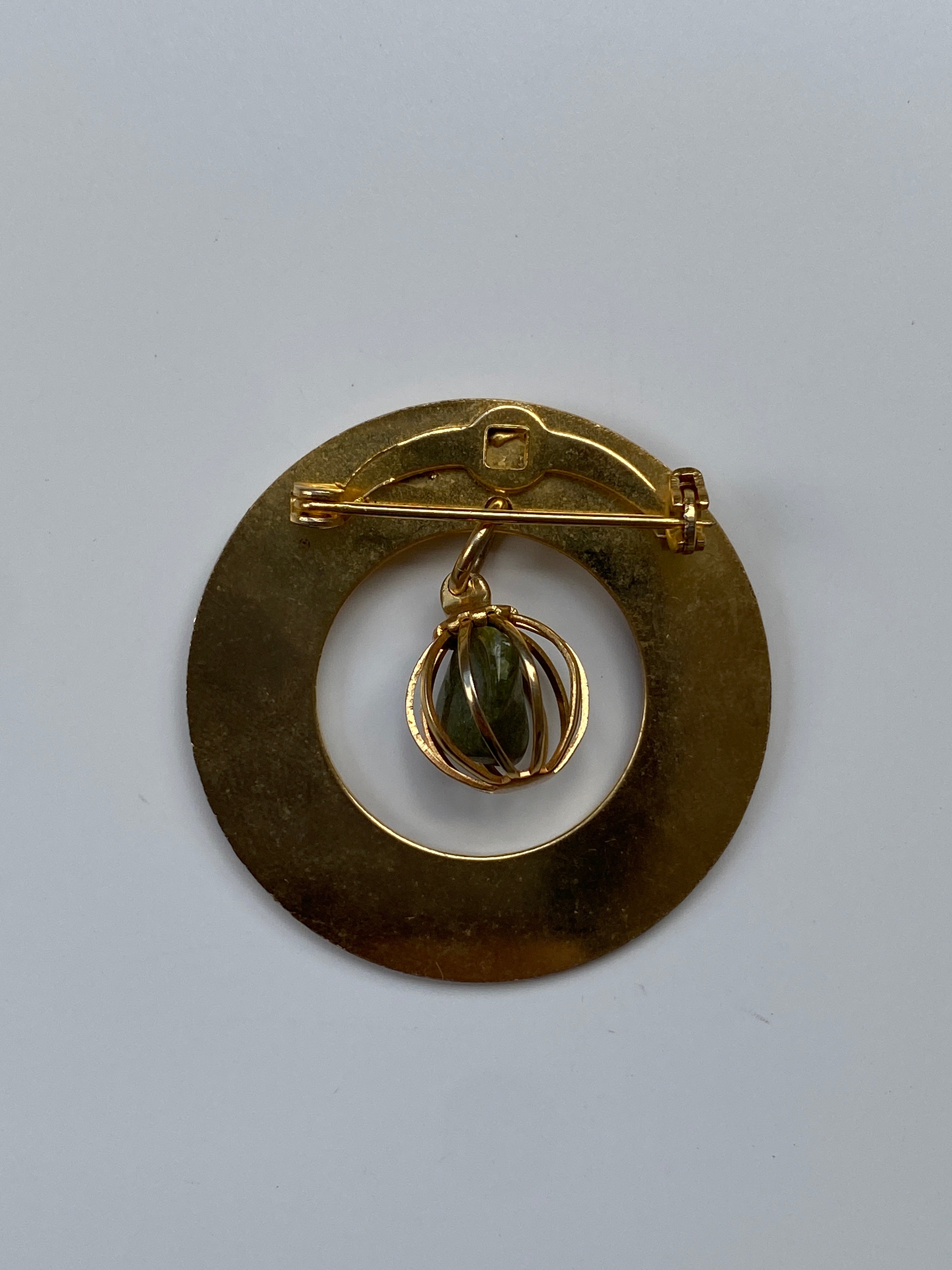 Vintage Gold Tone Geometric Brooch with Wire Wrapped Green Stone – Modernist Statement Pin