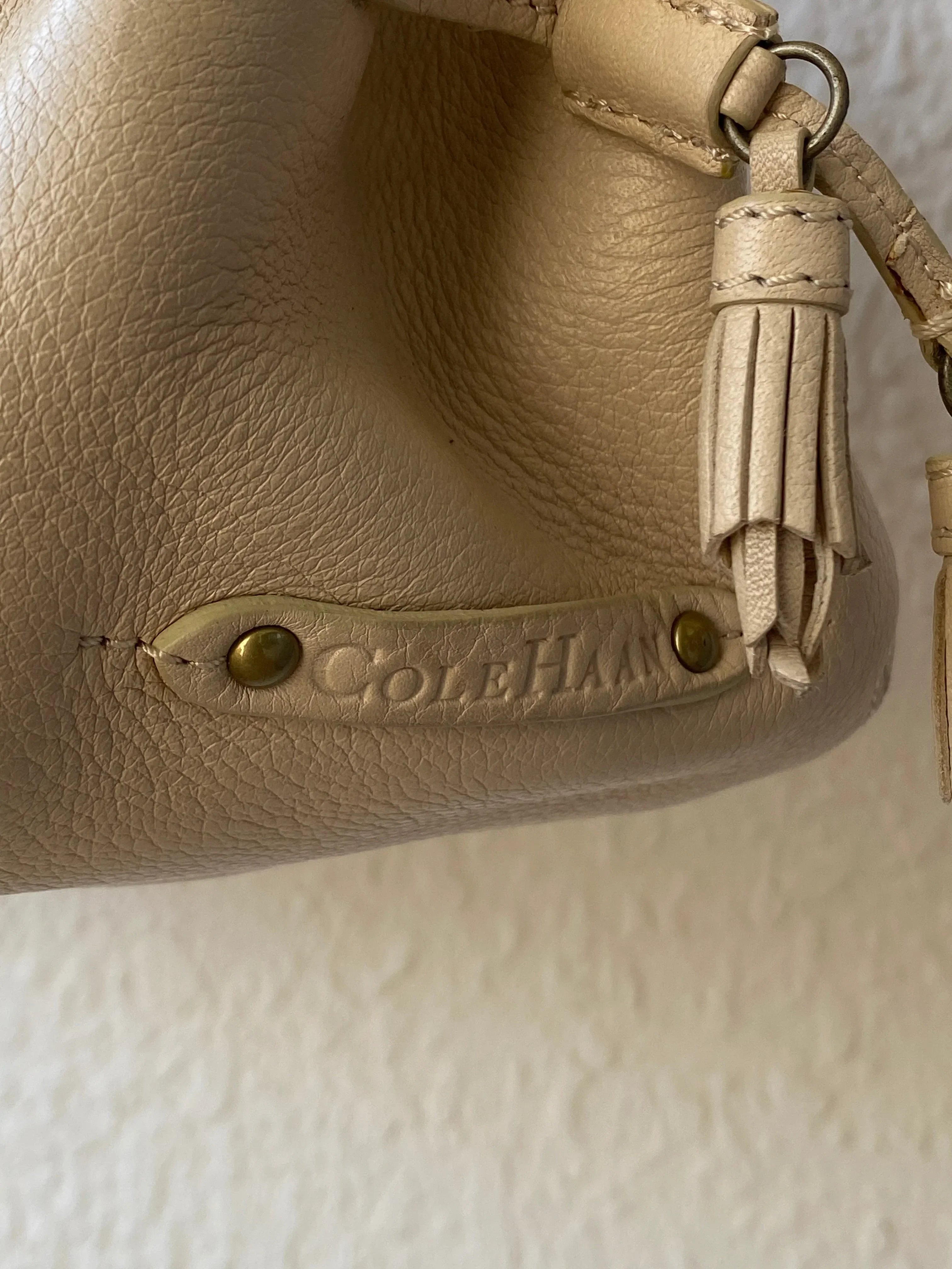Beautiful Cole Haan Beige Genuine Leather Satchel Handbag Classic Shoulder Bag