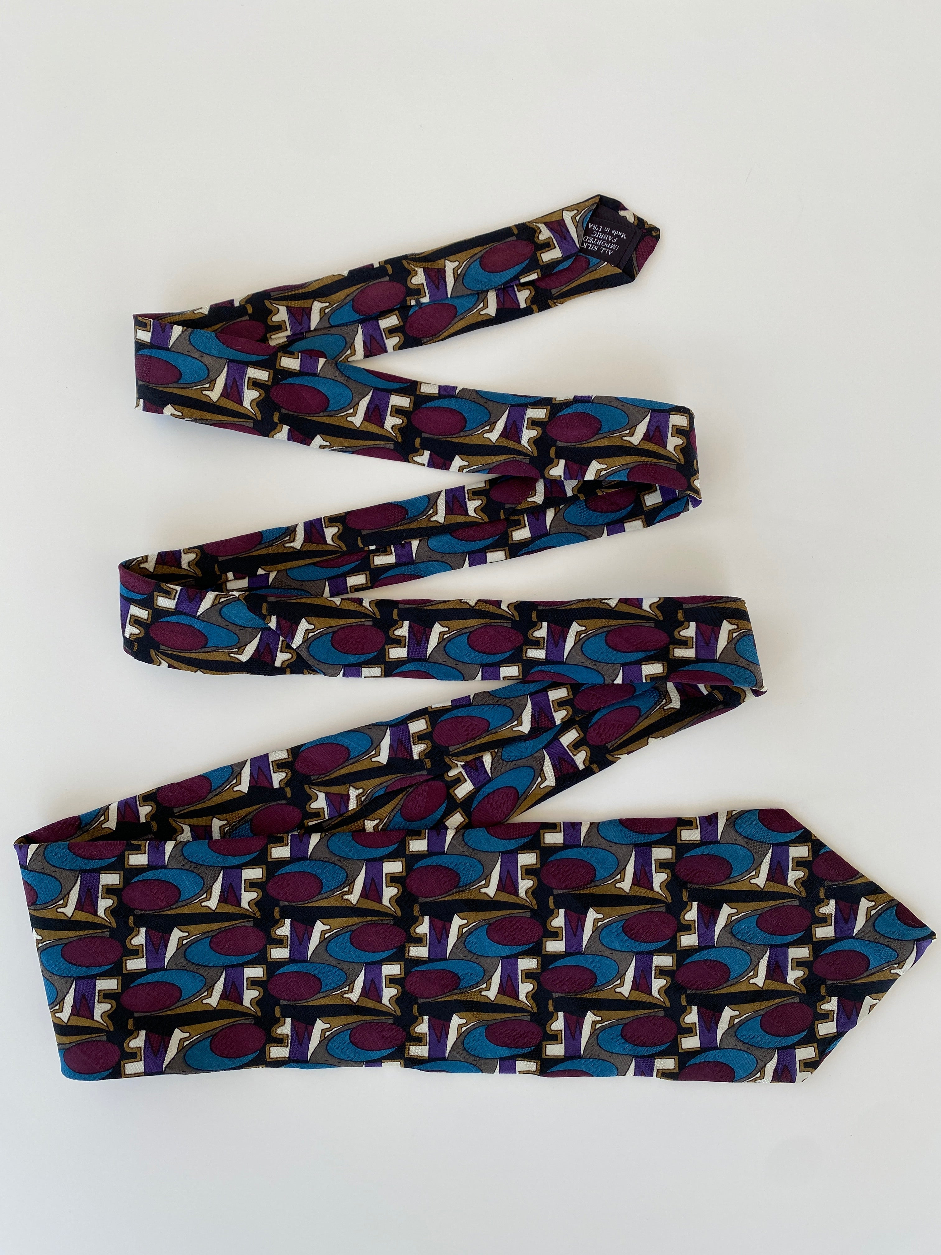 Vintage Martin Wong Napa.Ca Printed Multicolor Men’s Silk Neck Tie