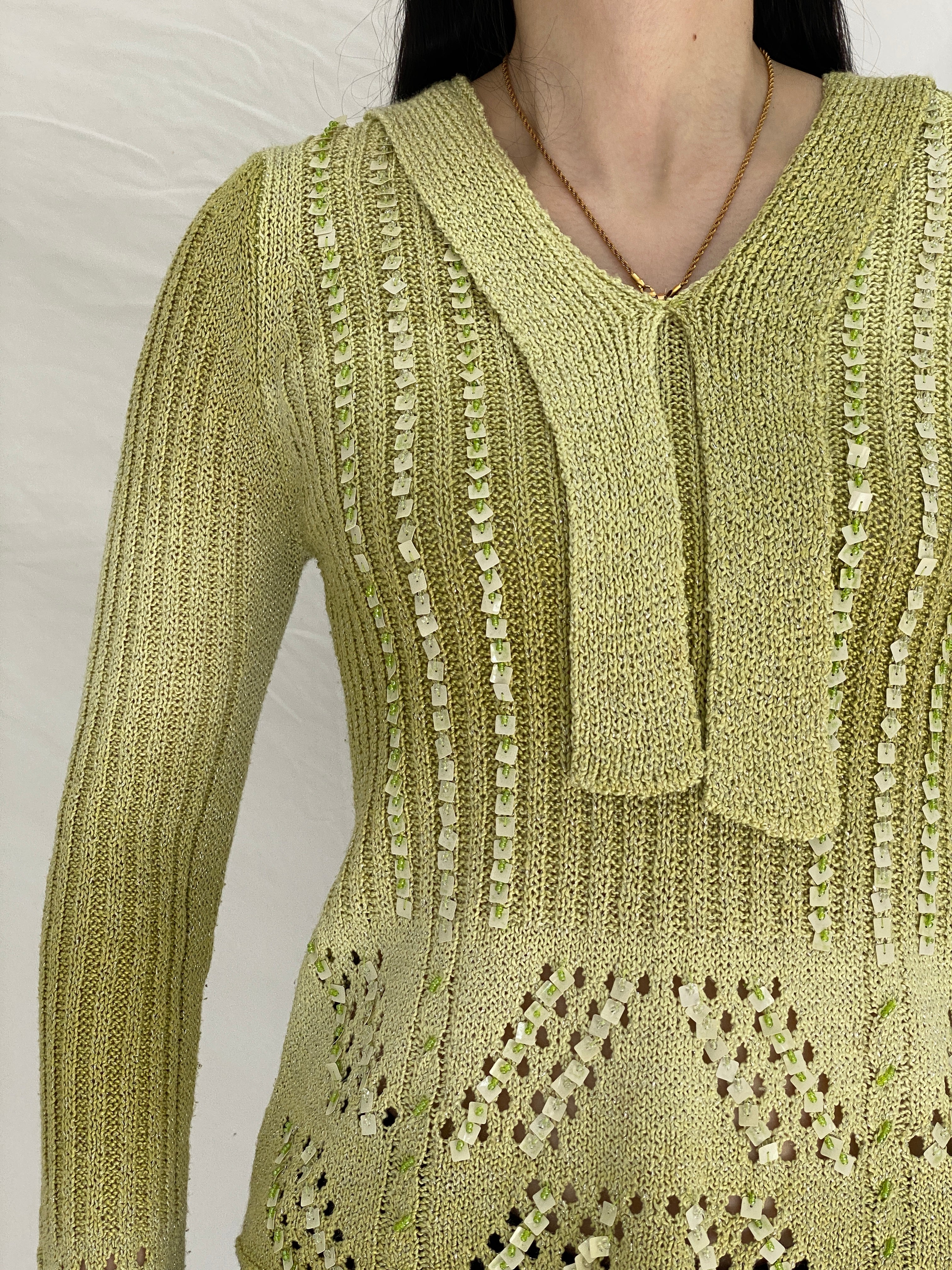 Vintage Y2K Motif Knitted Beaded Full Sleeve Top in Pistachio Green - M