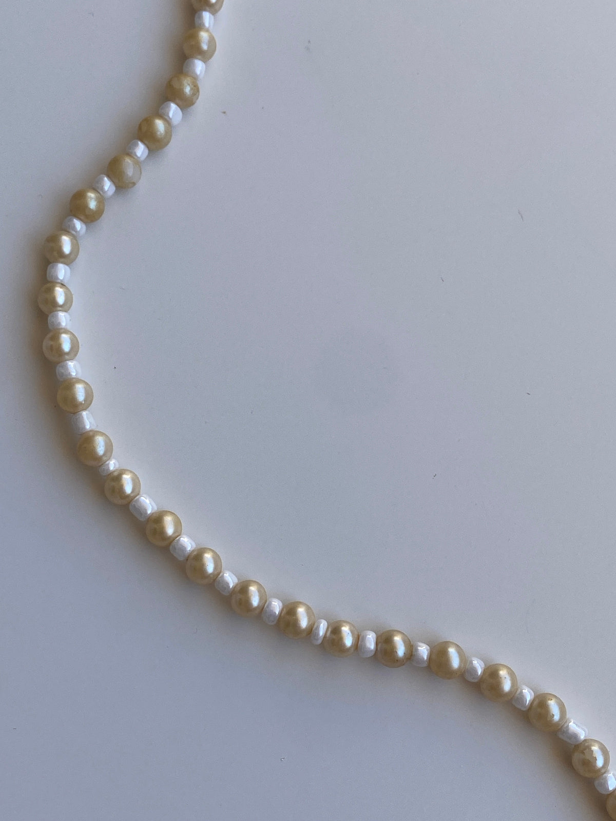 Vintage Y2K Cream & White Faux Pearl Long Strand Necklace with Gold-Tone Toggle Clasp