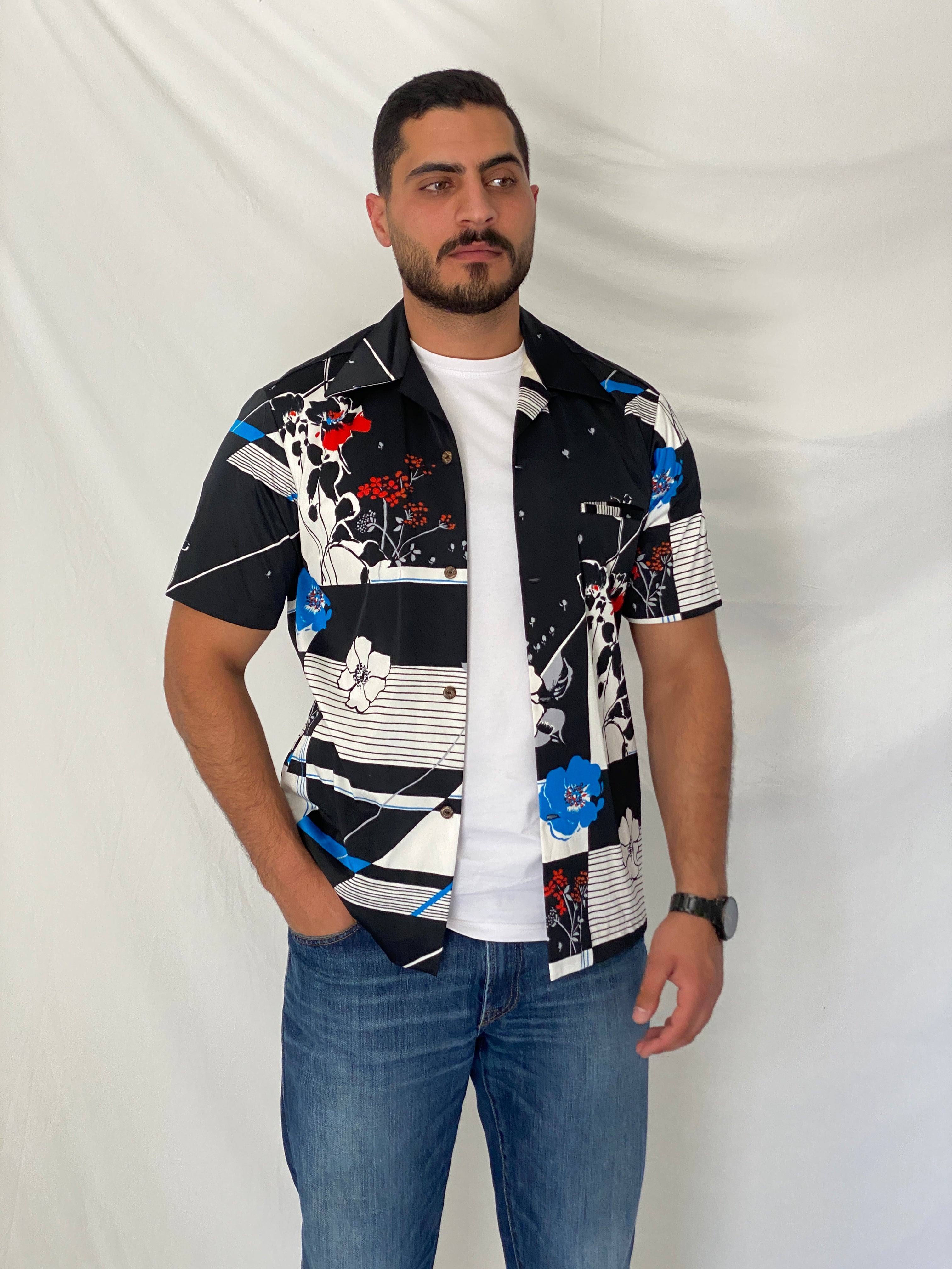 Vintage Napili Hawaii Black Floral Hawaiian Camp Collar Shirt – M