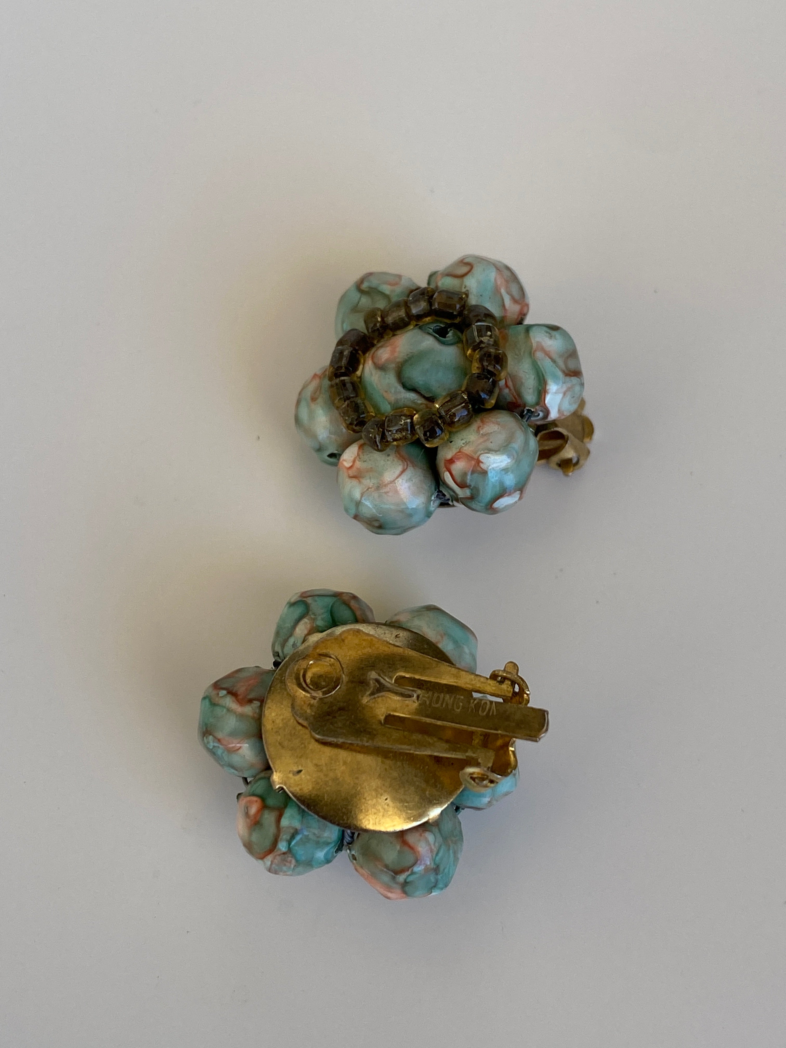Vintage 1950s Pastel Beaded Floral Clip-On Earrings Turquoise Marble Lucite Cluster Statement Earrings