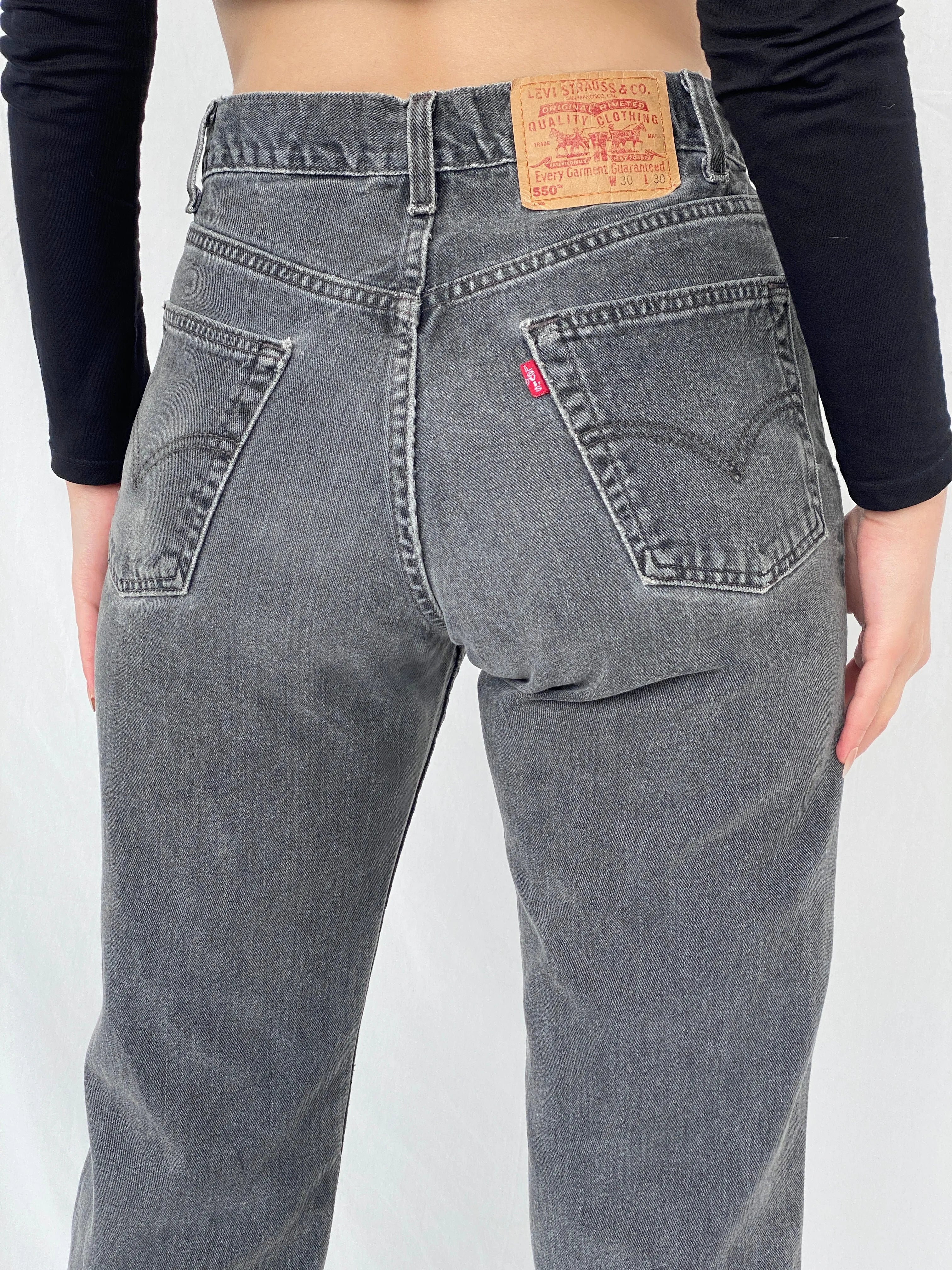 550 Grey Cropped Vintage Levi’s Jeans W30 L30 - Balagan Vintage Jeans 00s, 90s, Ayah, denim, jeans, levis
