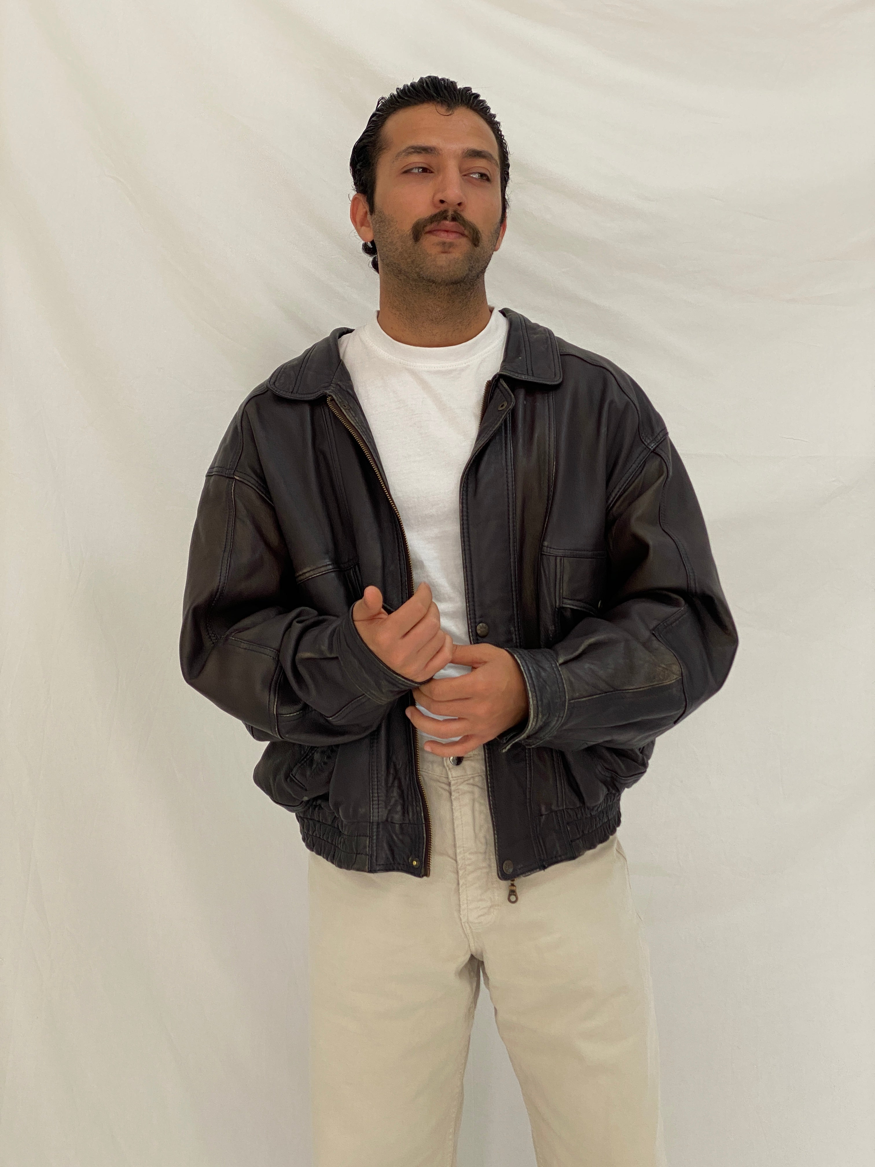 Vintage Oversized Genuine Leather Bomber Jacket in Dark Plum Brown – L
