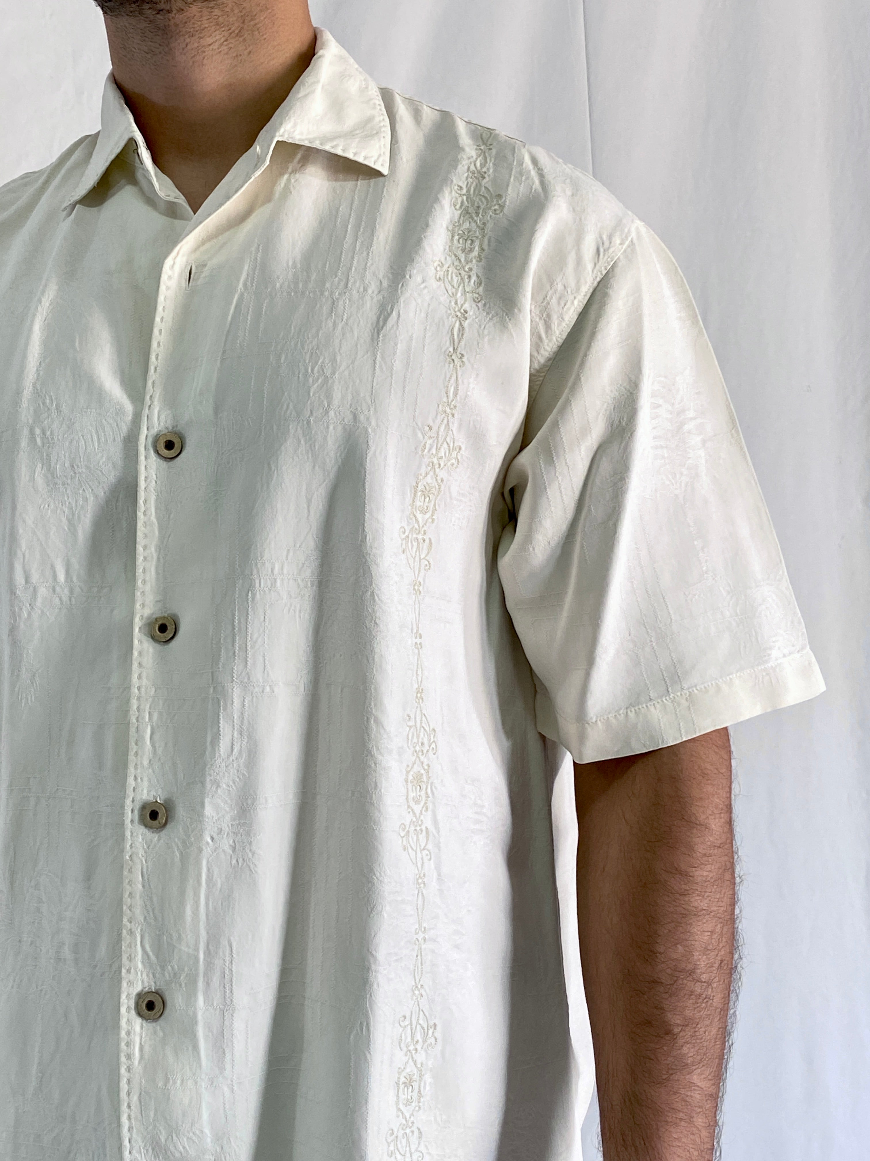 Tommy Bahama Silk Camp Lion Embroidery And Premium Cigars Design Men’s Shirt - L