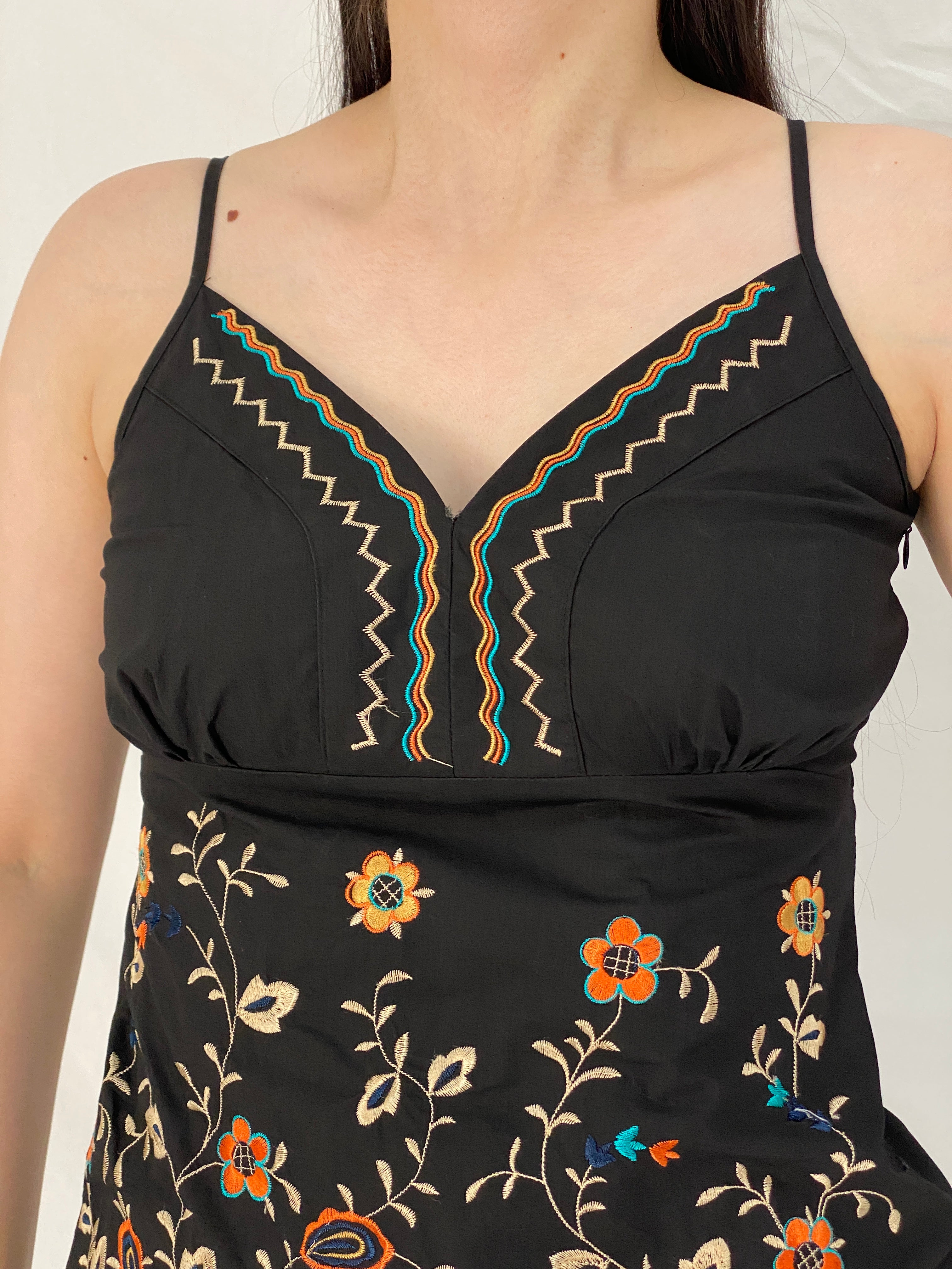 Y2K Black Floral Embroidered Cotton Cami Top – S