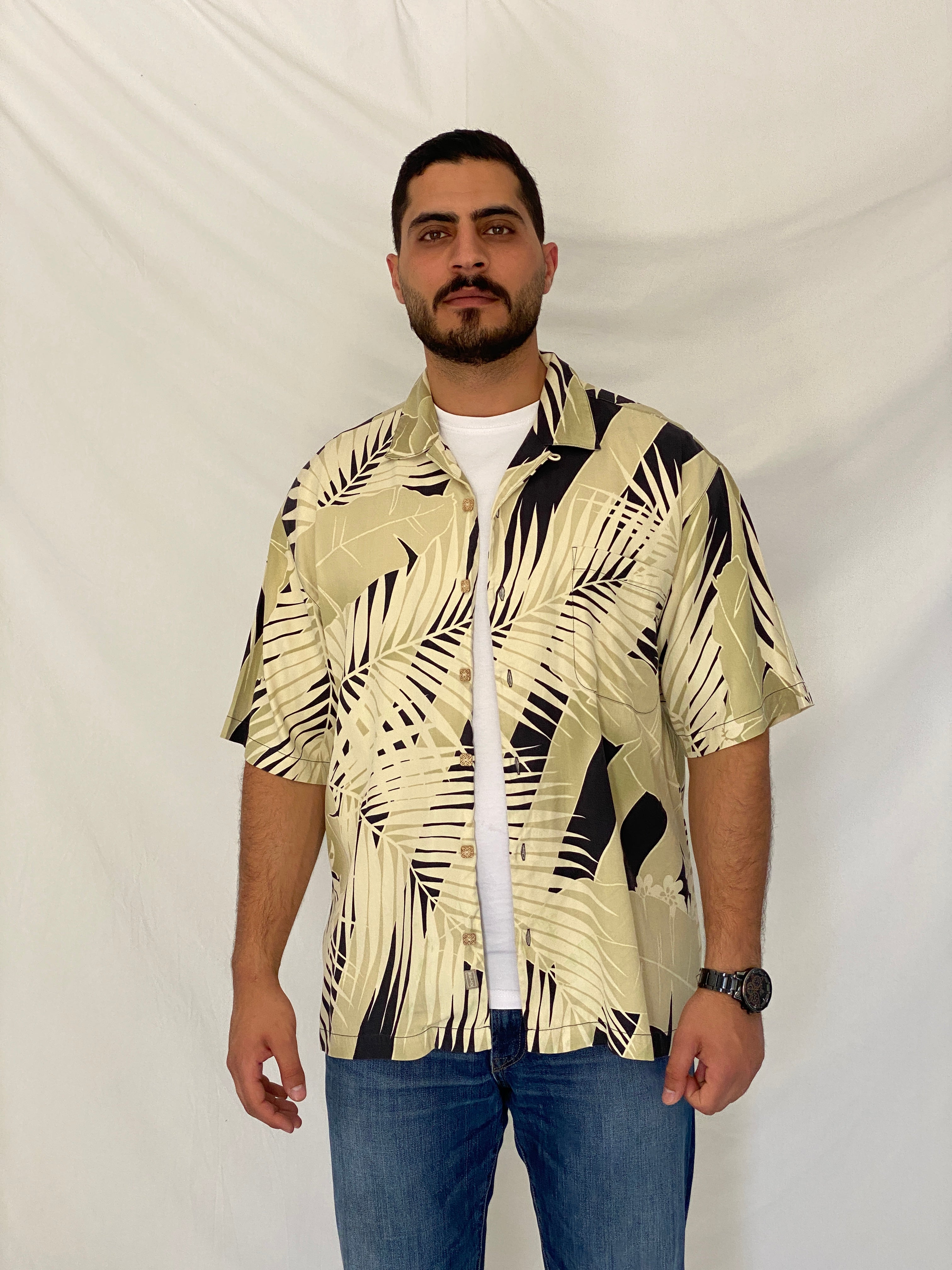 Vintage Tommy Bahama Beige Tropical Leaf Print Silk Hawaiian Camp Shirt - L