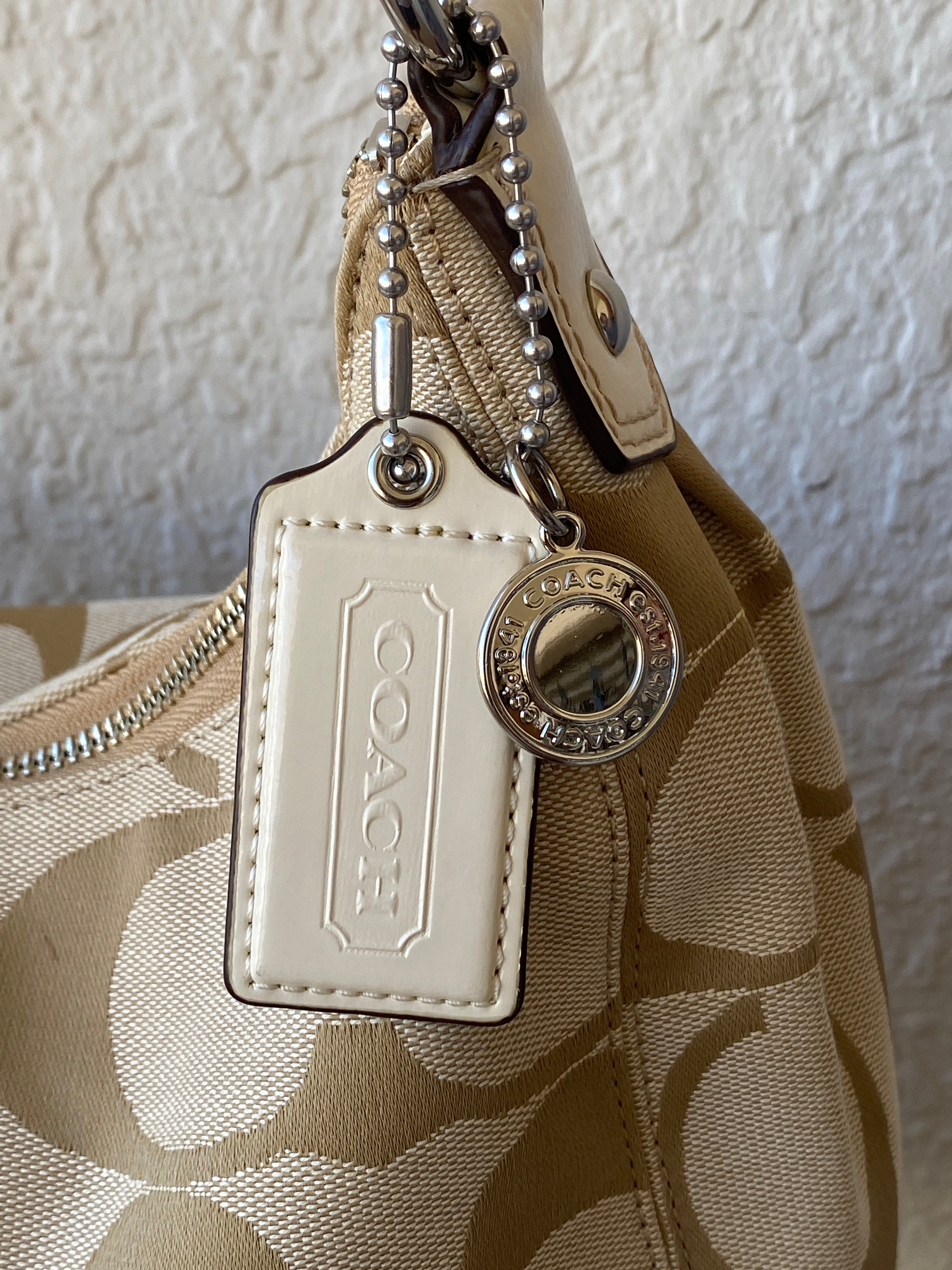 Brand New Coach Signature C Beige Jacquard Canvas Monogram White Stripe Convertible Hobo Shoulder Bag - F19281