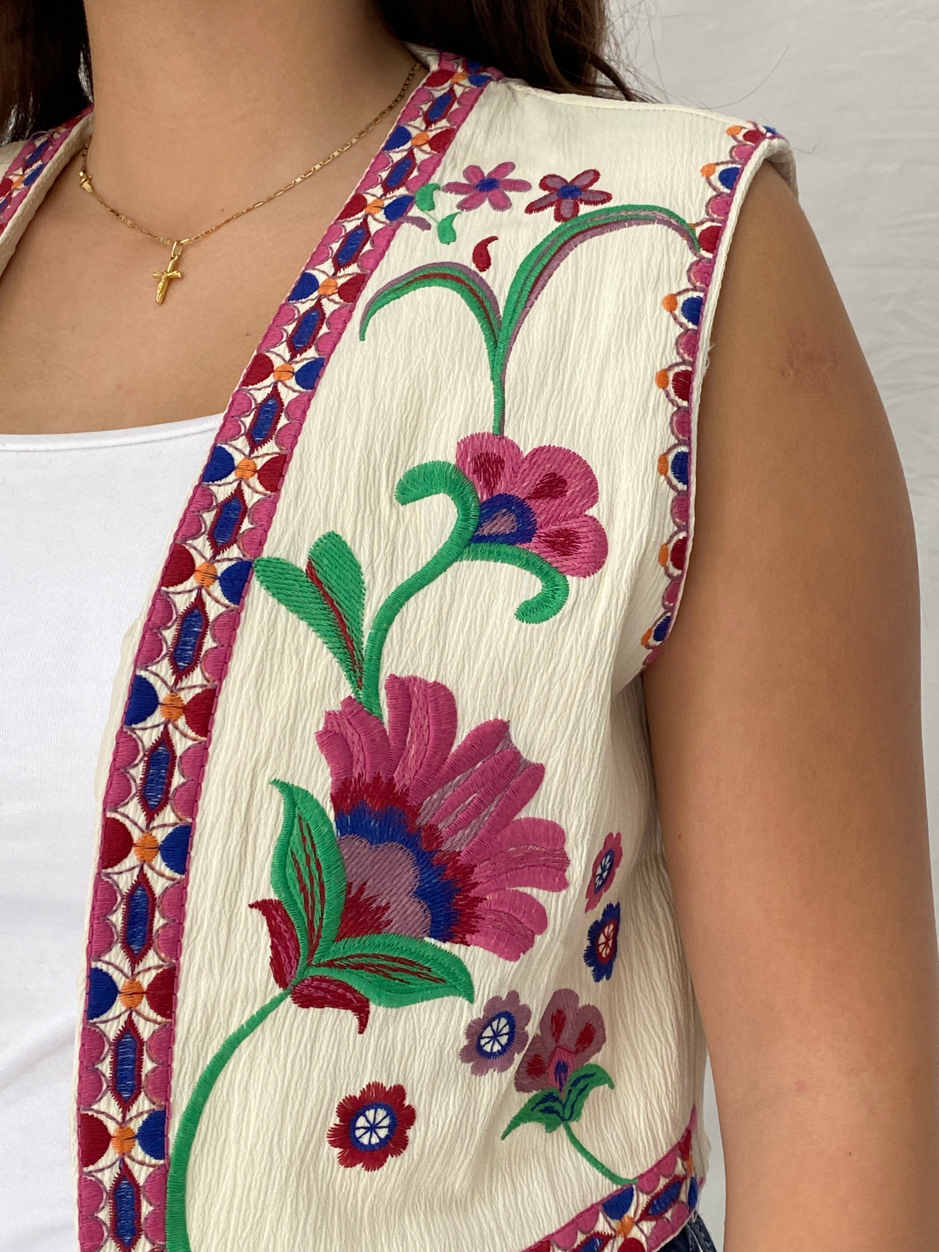 Vintage Beige Pink Floral Folk Embroidered Vest - M