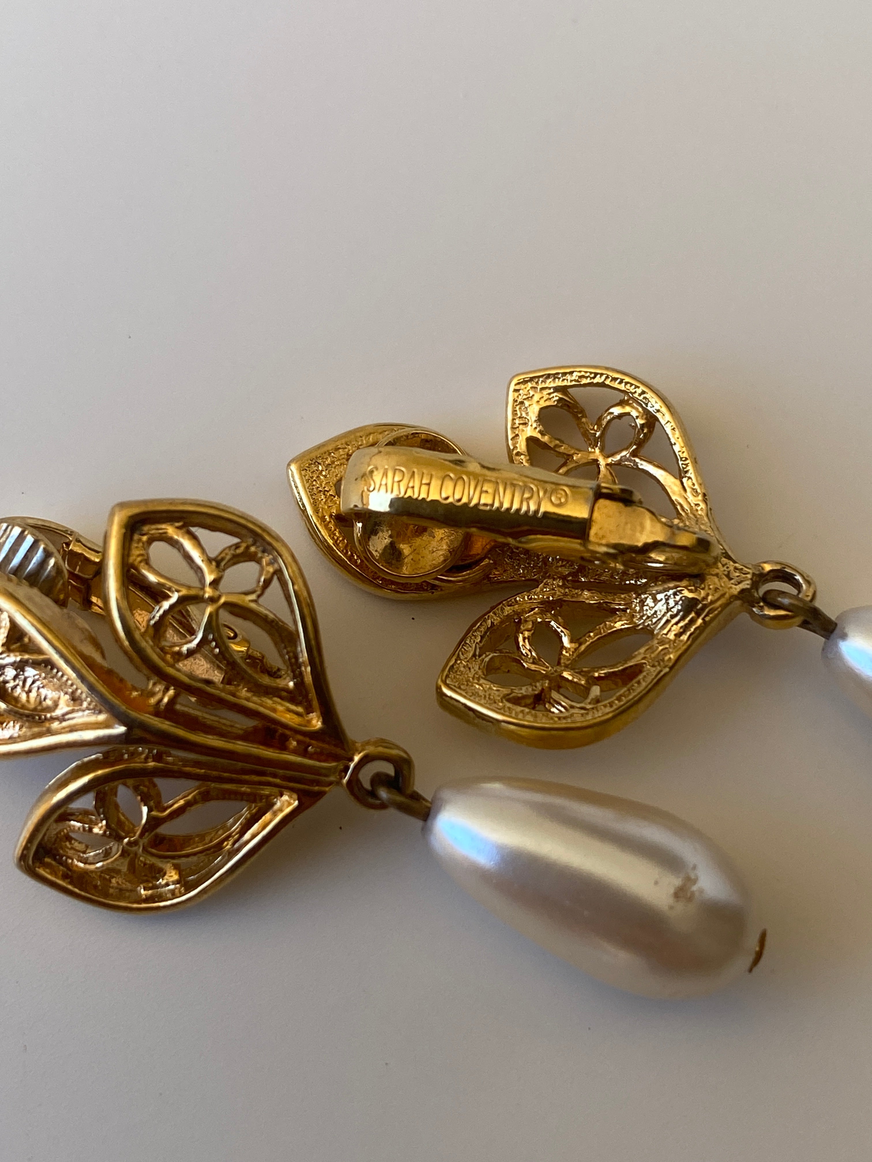 Vintage Sarah Coventry Faux Pearl Drop Clip-On Earrings Gold Tone Floral Filigree