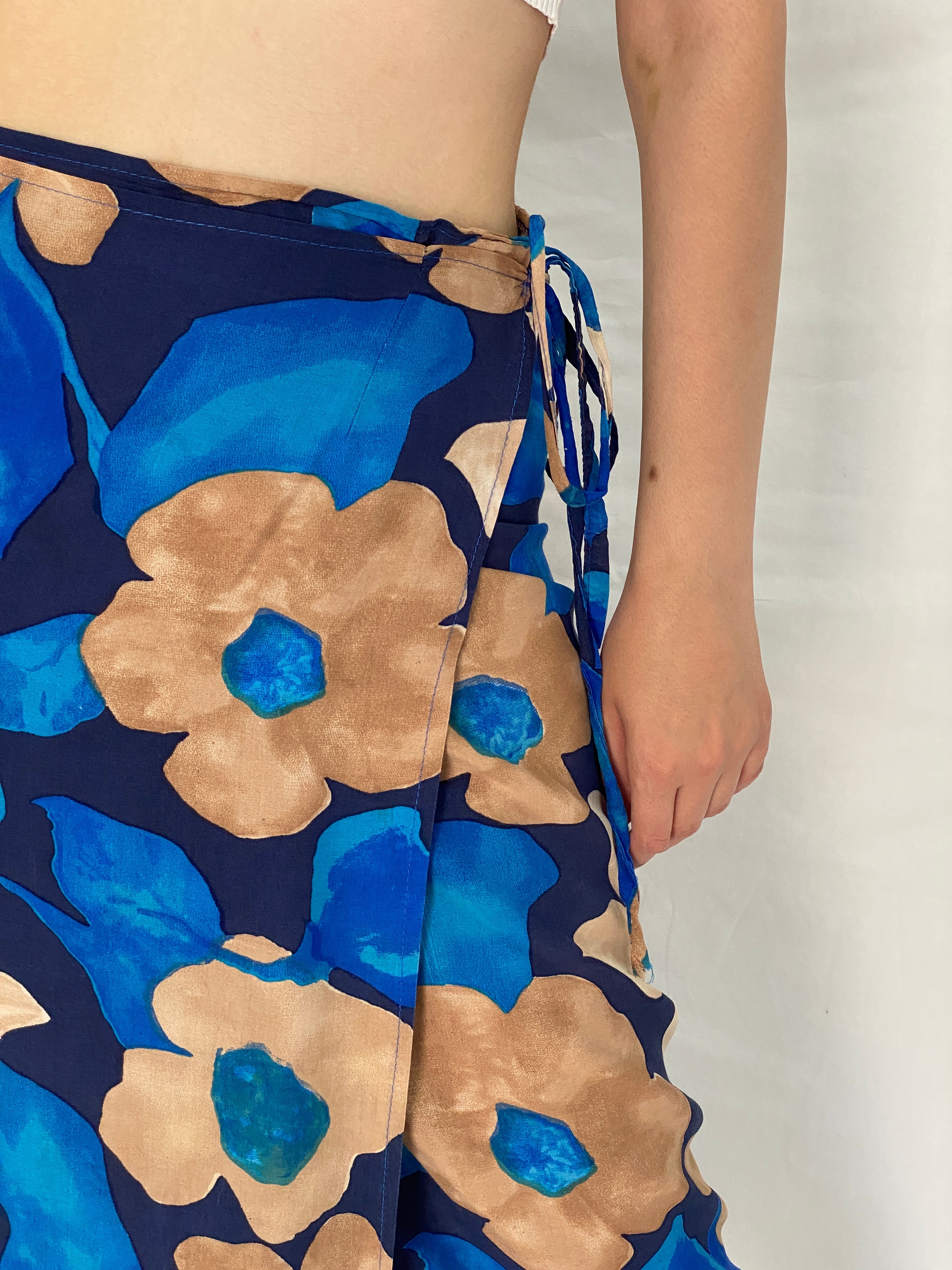 Vintage 1990s Blue & Tan Abstract Floral Wrap Midi Skirt - M