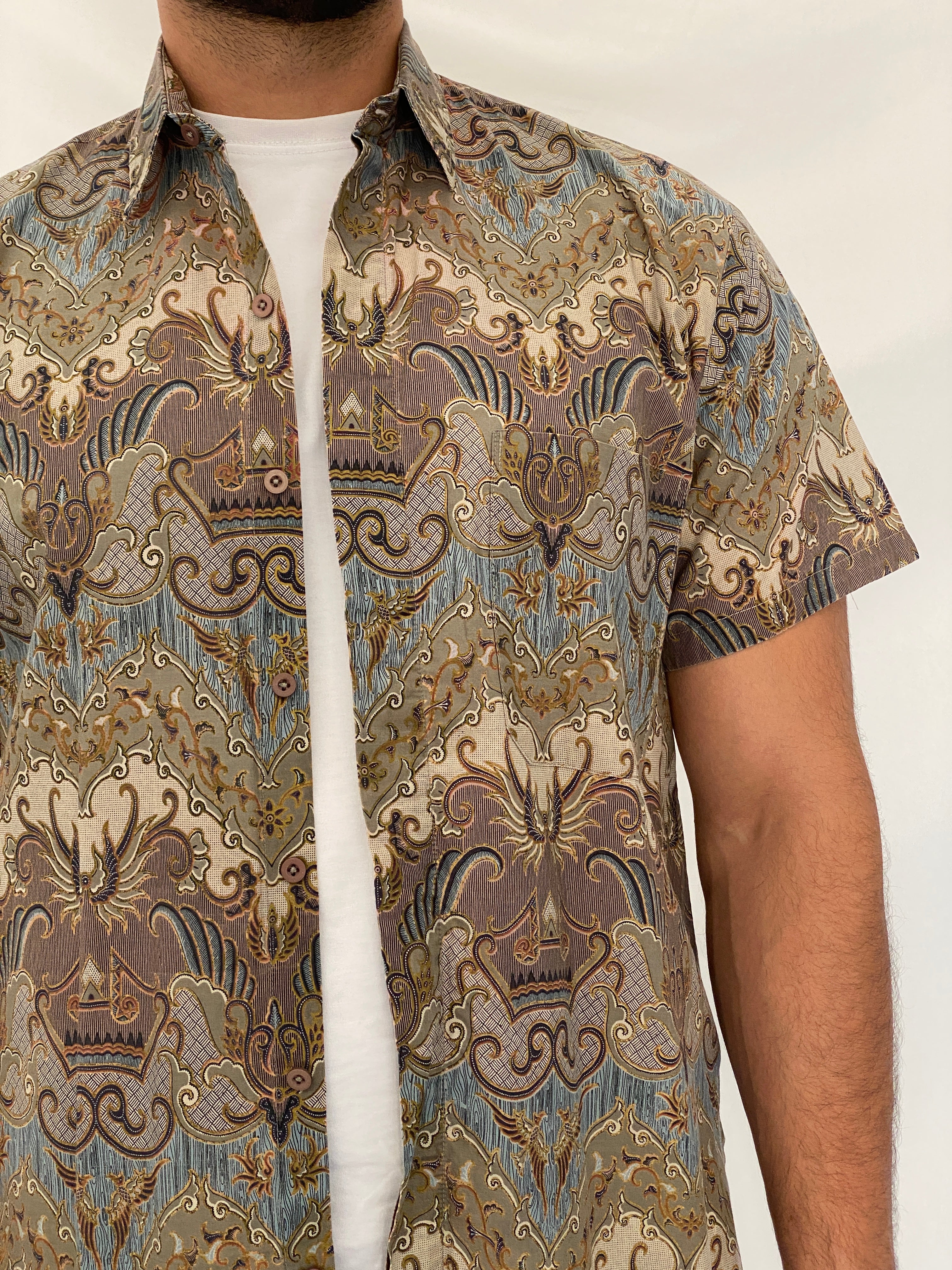 Vintage 90s Baroque Paisley Print Short Sleeve Cotton Button-Up Shirt – XL