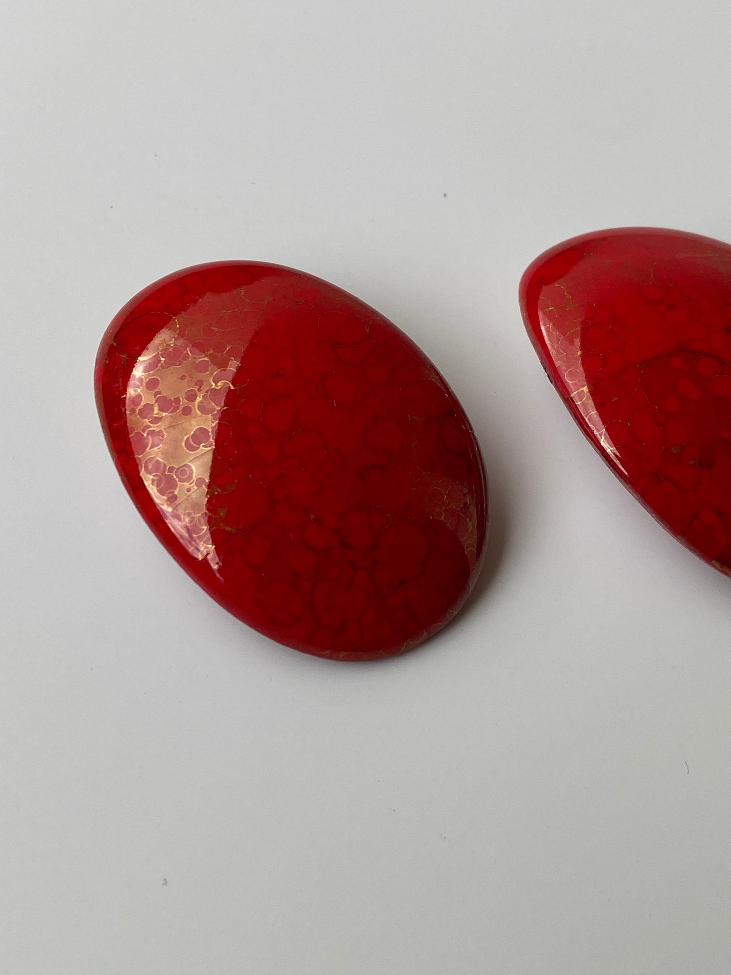 Vintage Crimson Red Marbled Oval Cabochon Stud Earrings