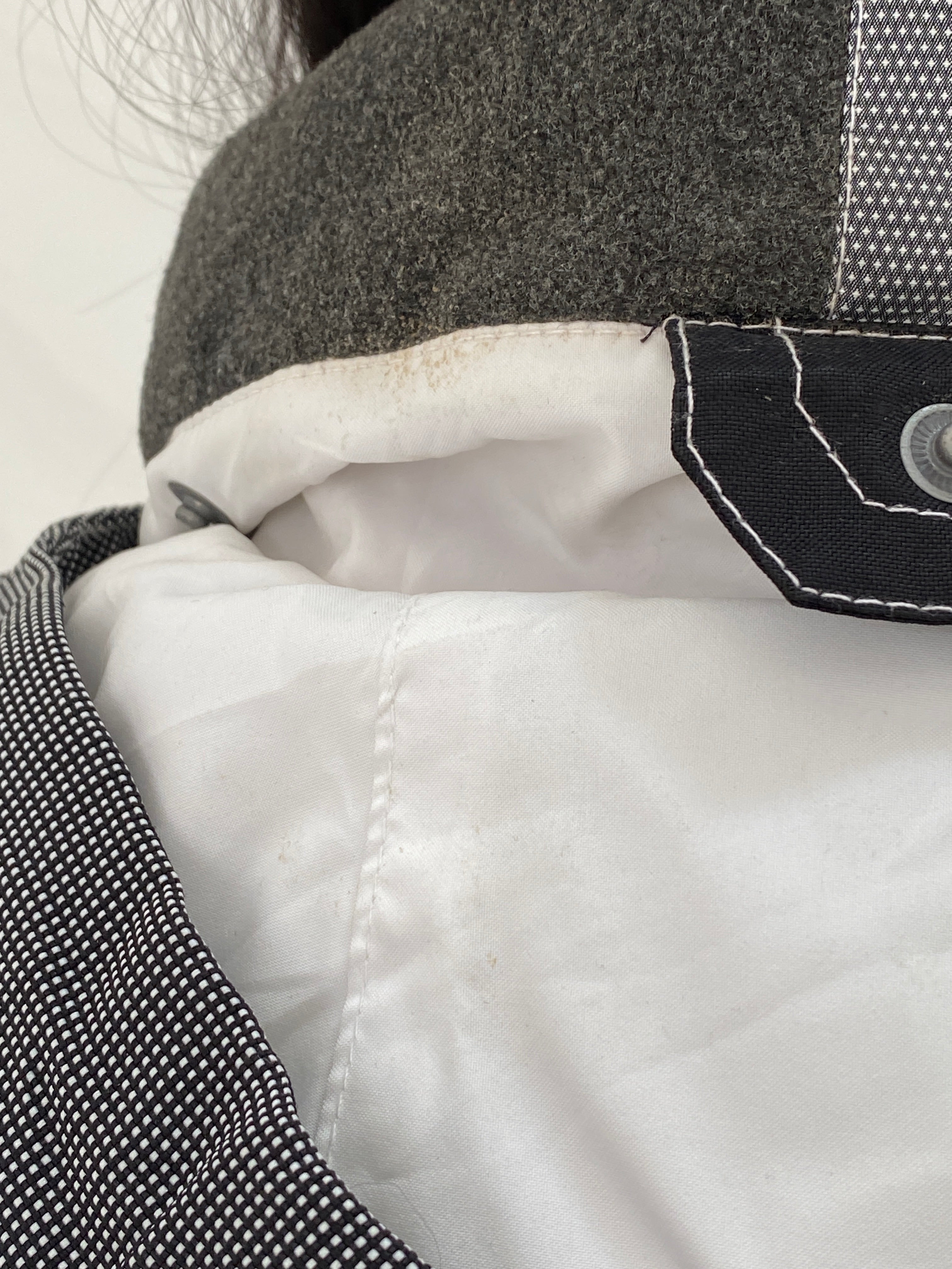 Vintage 90s Rodeo Colorblock Ski Jacket Retro White Black Red Windbreaker - S