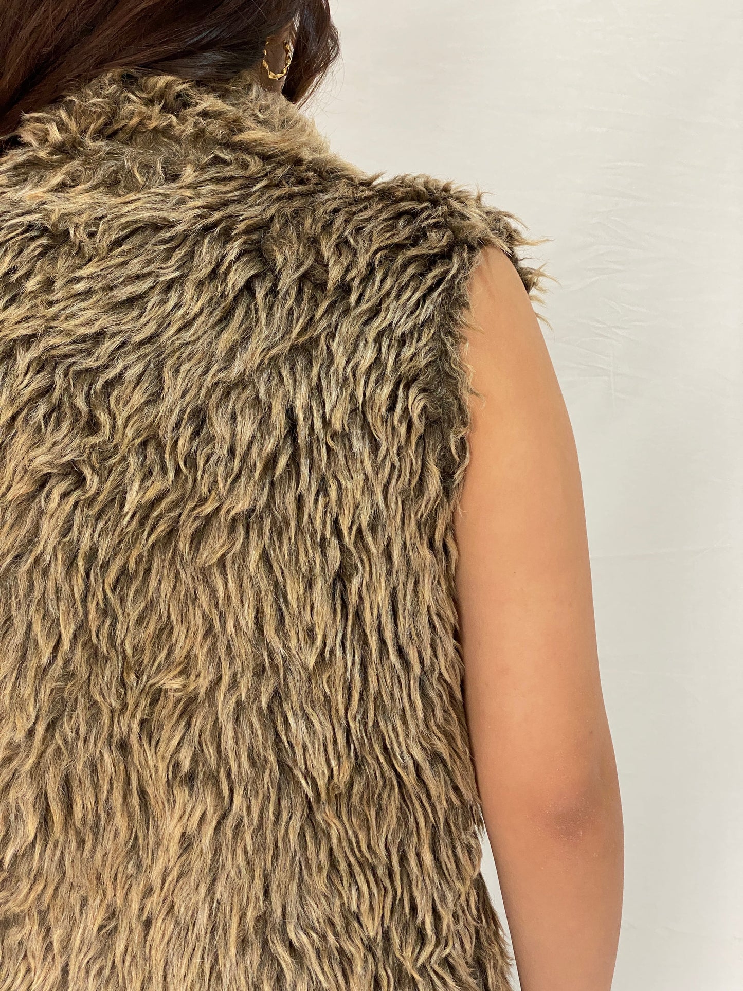 Vintage Shaggy Faux Fur Brown Sleeveless Boho Vest with Toggle Buttons - M