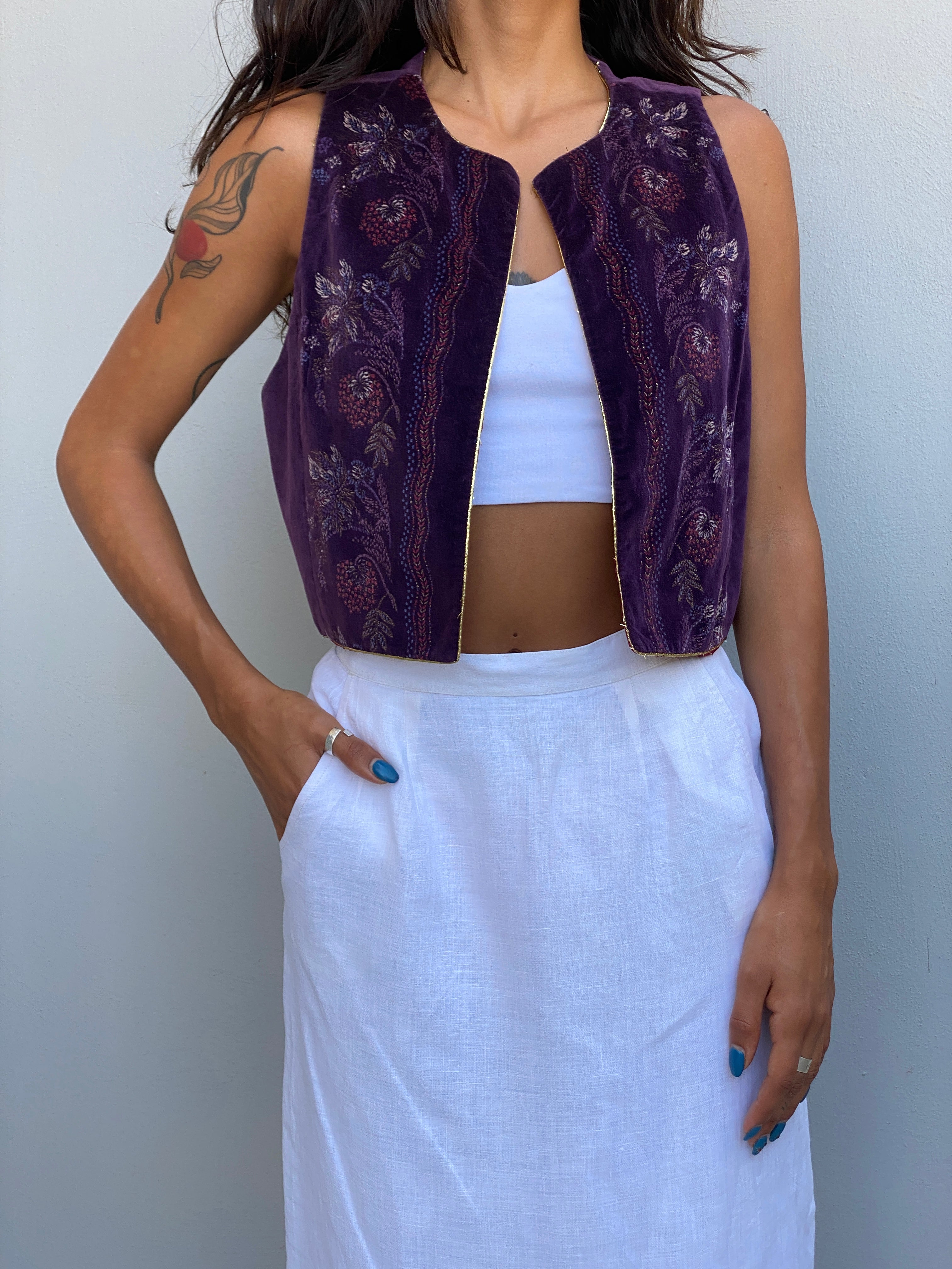 Vintage 90s MJ Purple Velvet Floral Painted Open Front Vest – S