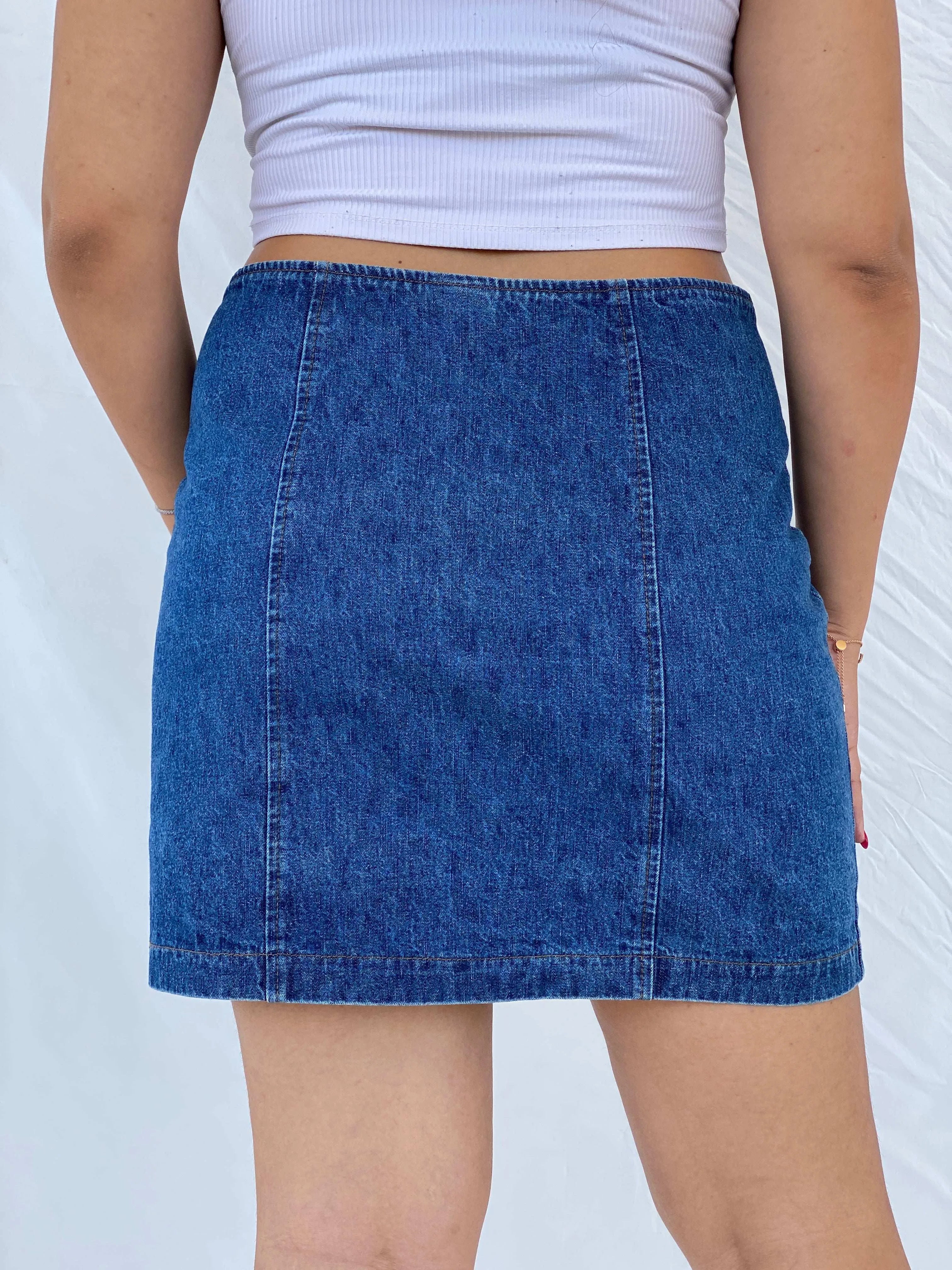 90s Vintage Blue Button Up Denim Skirt - L - Balagan Vintage Mini Skirt 00s, 90s, denim, denim skirt, Dina