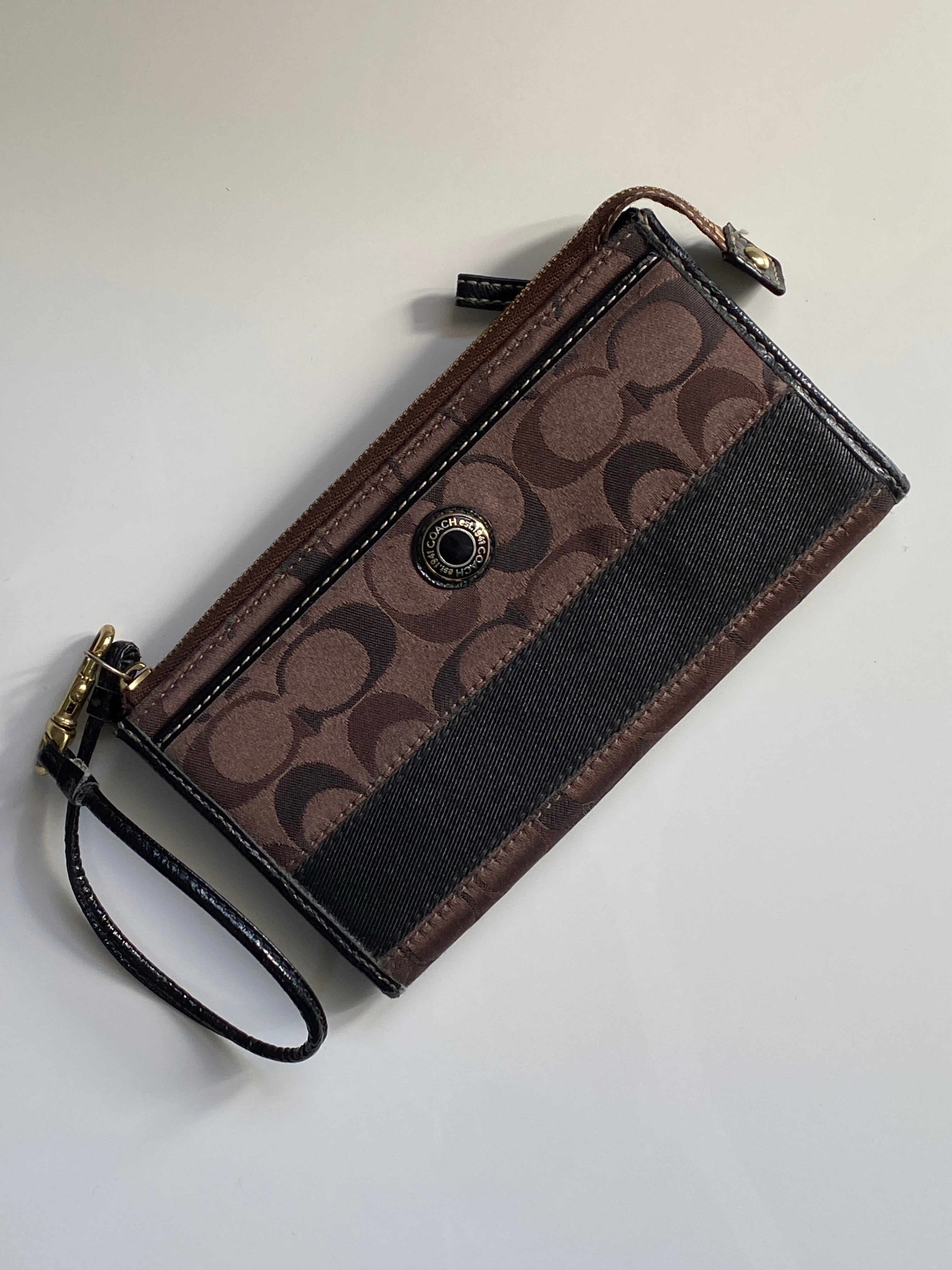 Coach Signature Brown Canvas & Black Leather Trim Wristlet Wallet Classic Monogram Logo