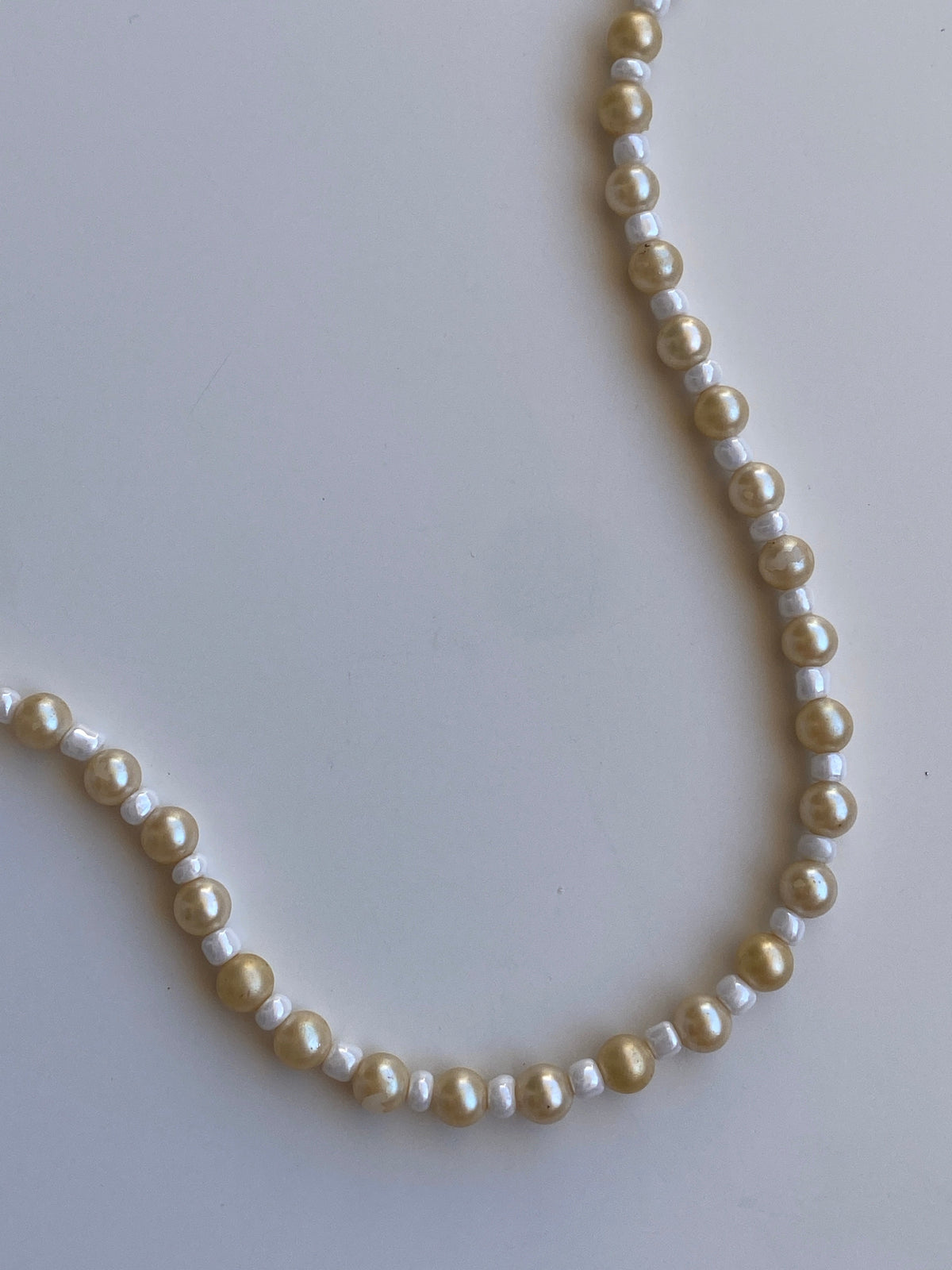 Vintage Y2K Cream & White Faux Pearl Long Strand Necklace with Gold-Tone Toggle Clasp