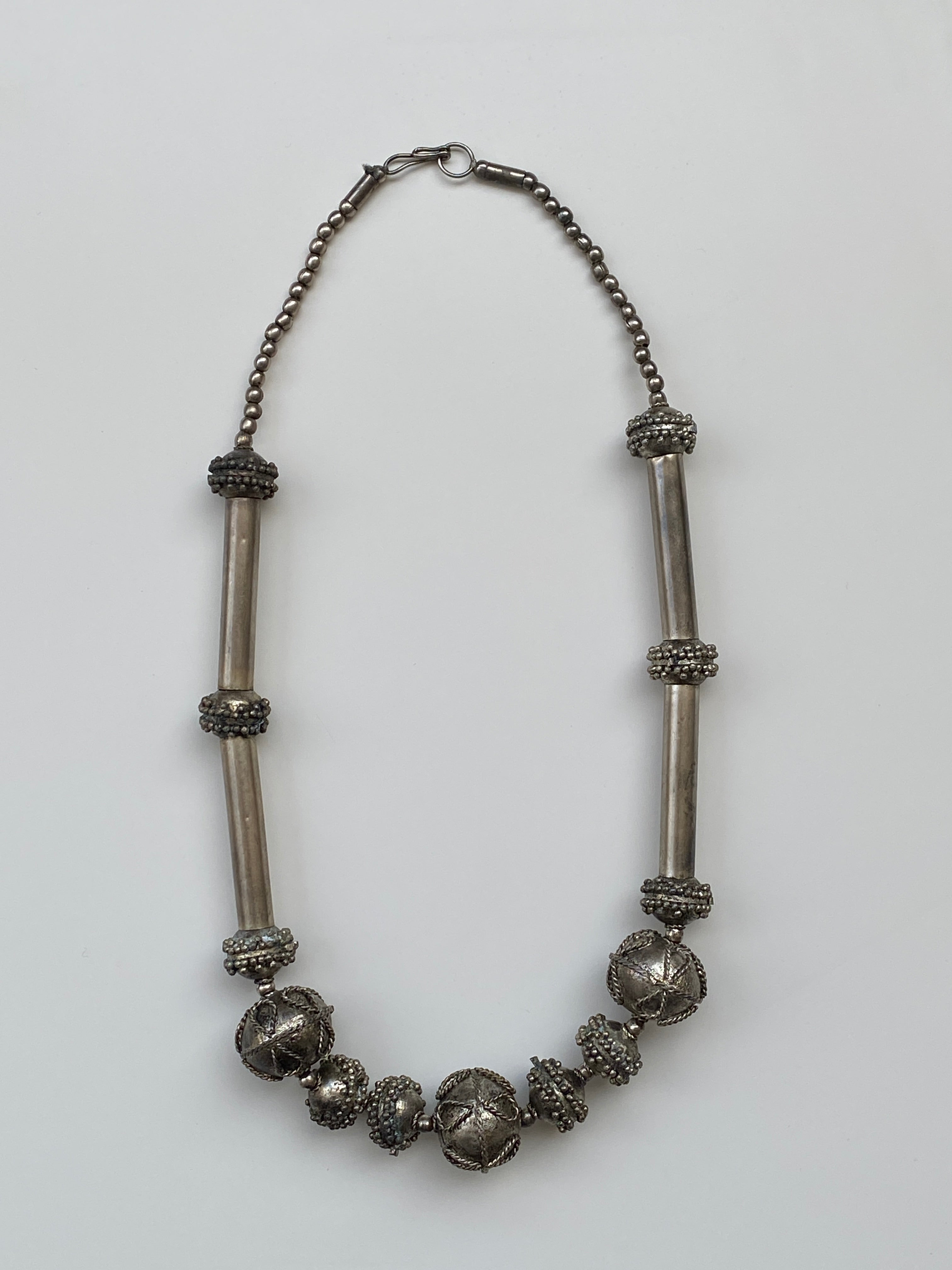 Vintage Tribal-Inspired Silver Tone Beaded Statement Necklace – Textured Metal & Bar Link Design