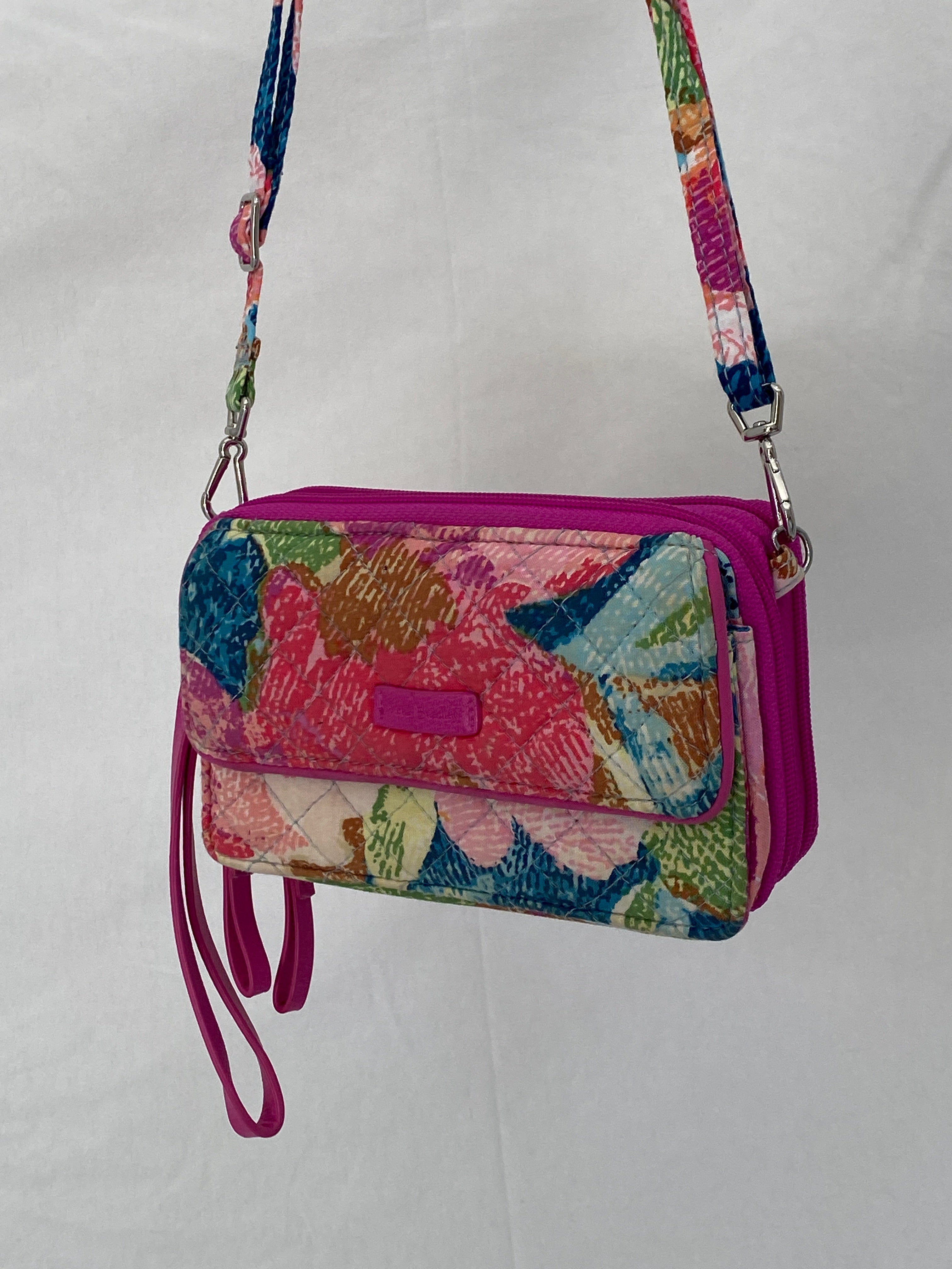 Vera Bradley Quilted Floral Crossbody Wallet Bag with Wristlet & Adjustable Strap