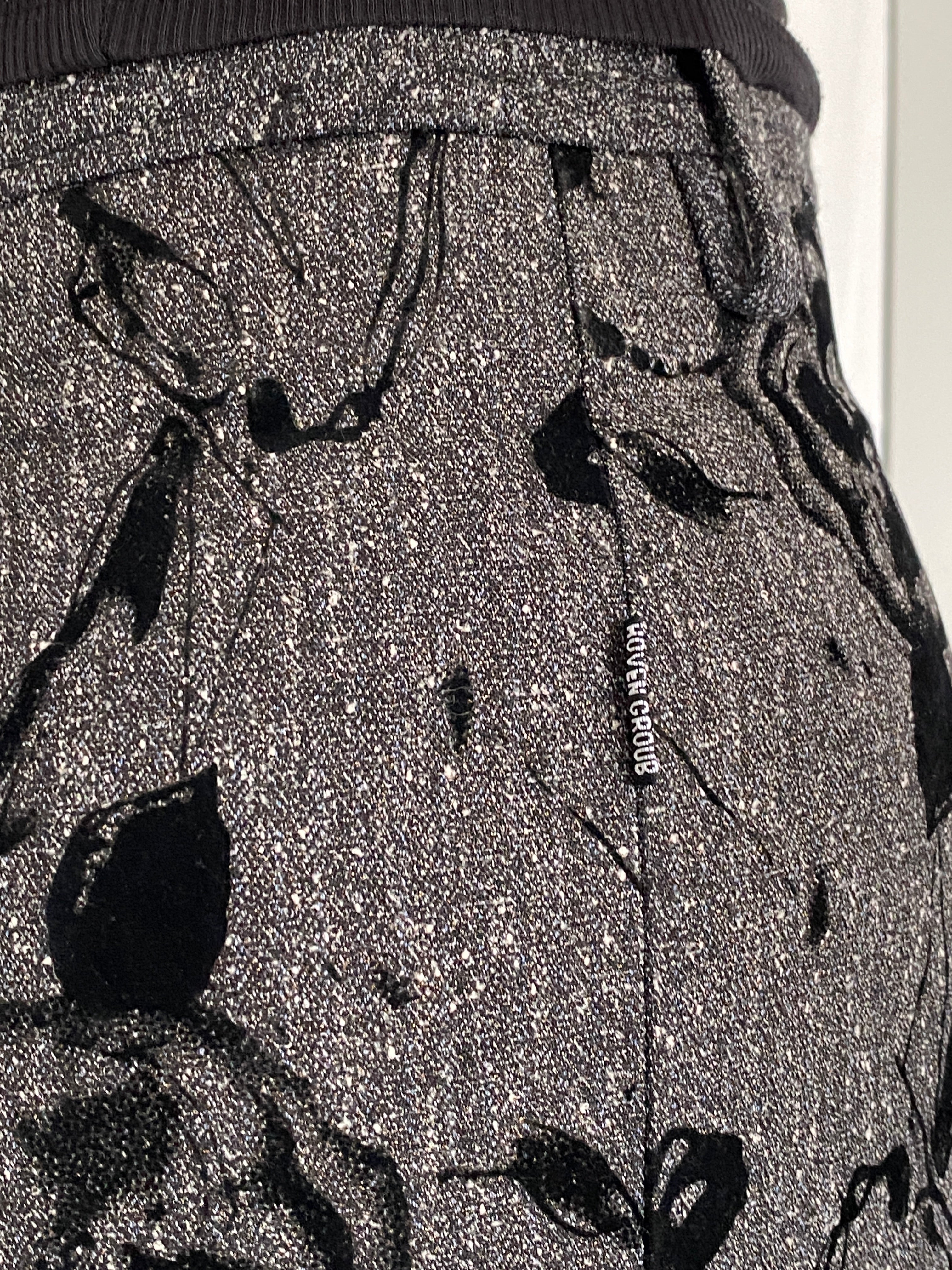 Vintage J&S Gray Flocked Floral Black A-Line Midi Skirt – M