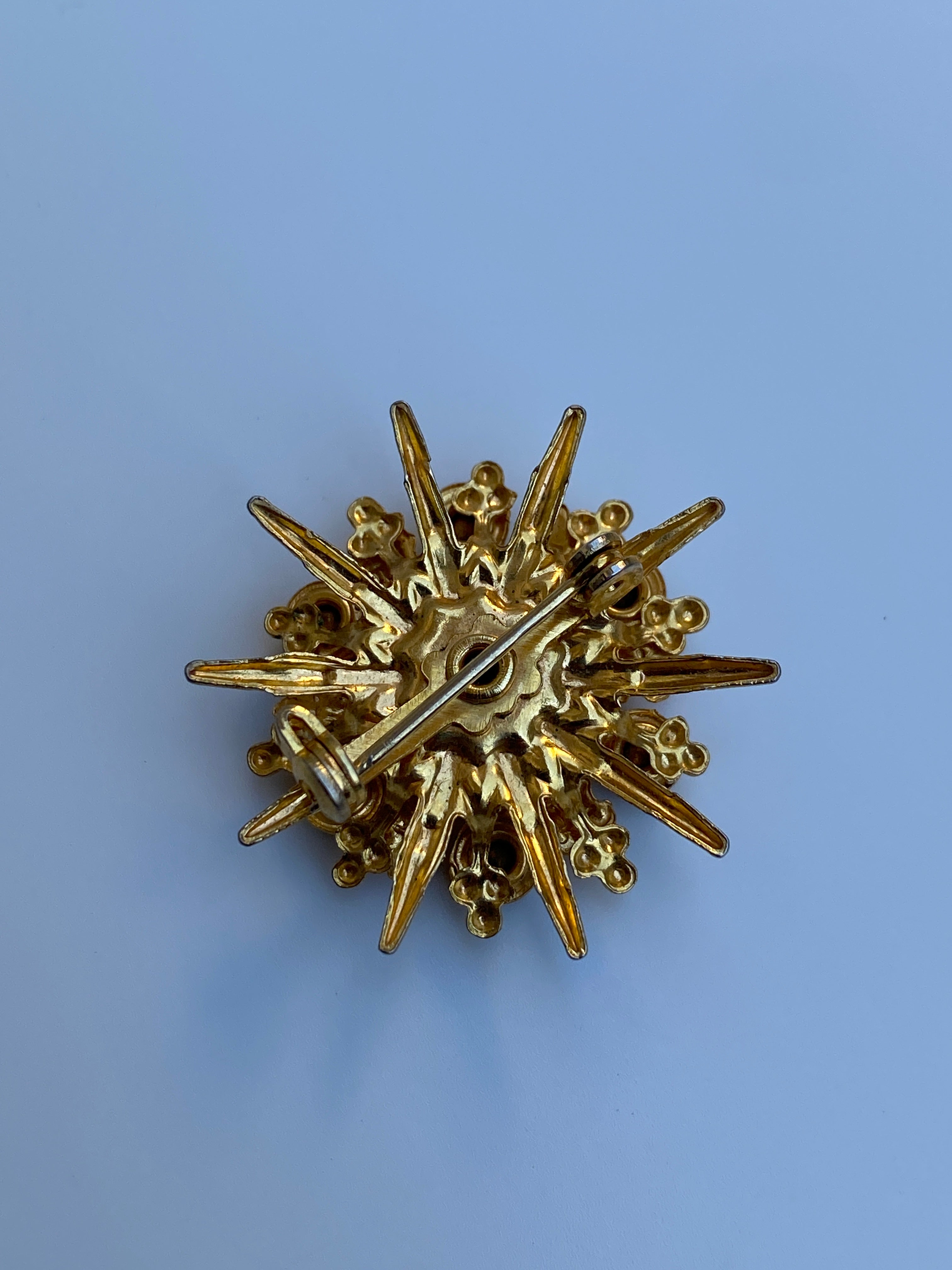 Vintage Mid-Century Gold Tone Blue Rhinestone Miraculous Medal Virgin Mary Starburst Brooch