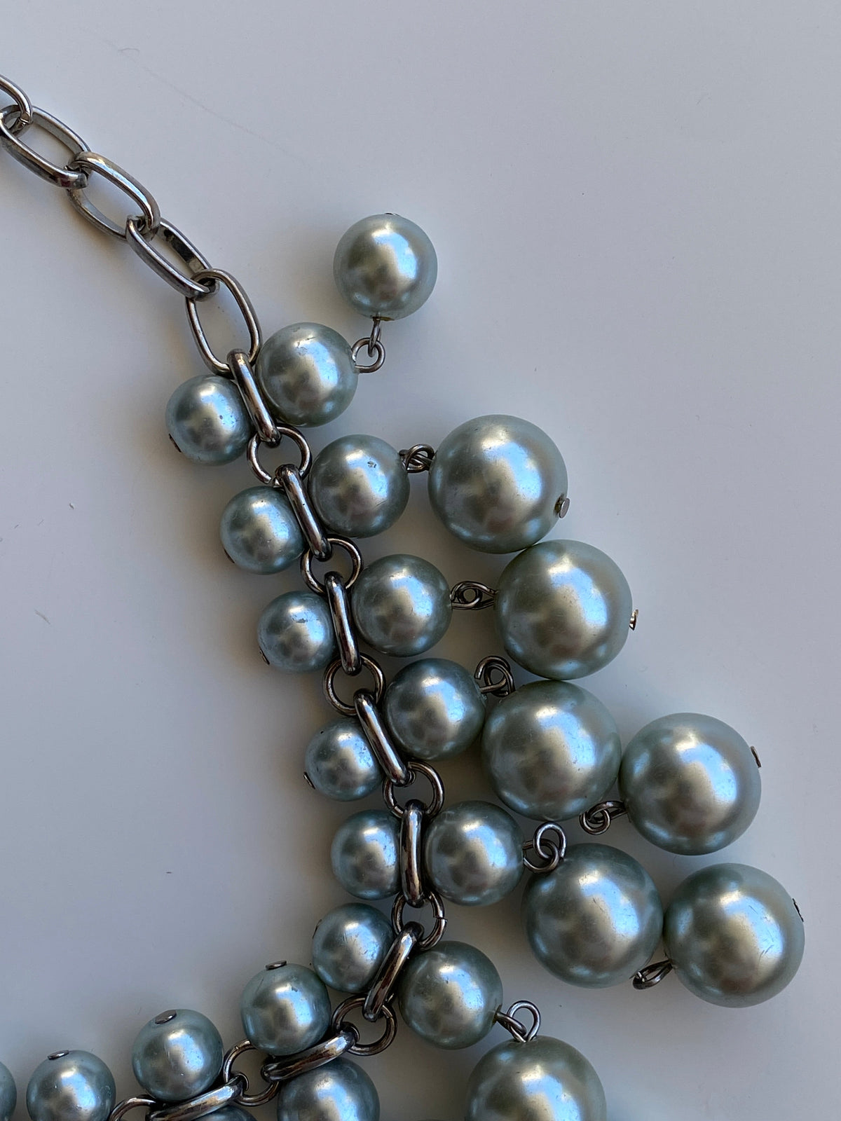 Vintage Y2K Jasper Conran Silver-Tone Grey Faux Pearl Cluster Bib Statement Necklace