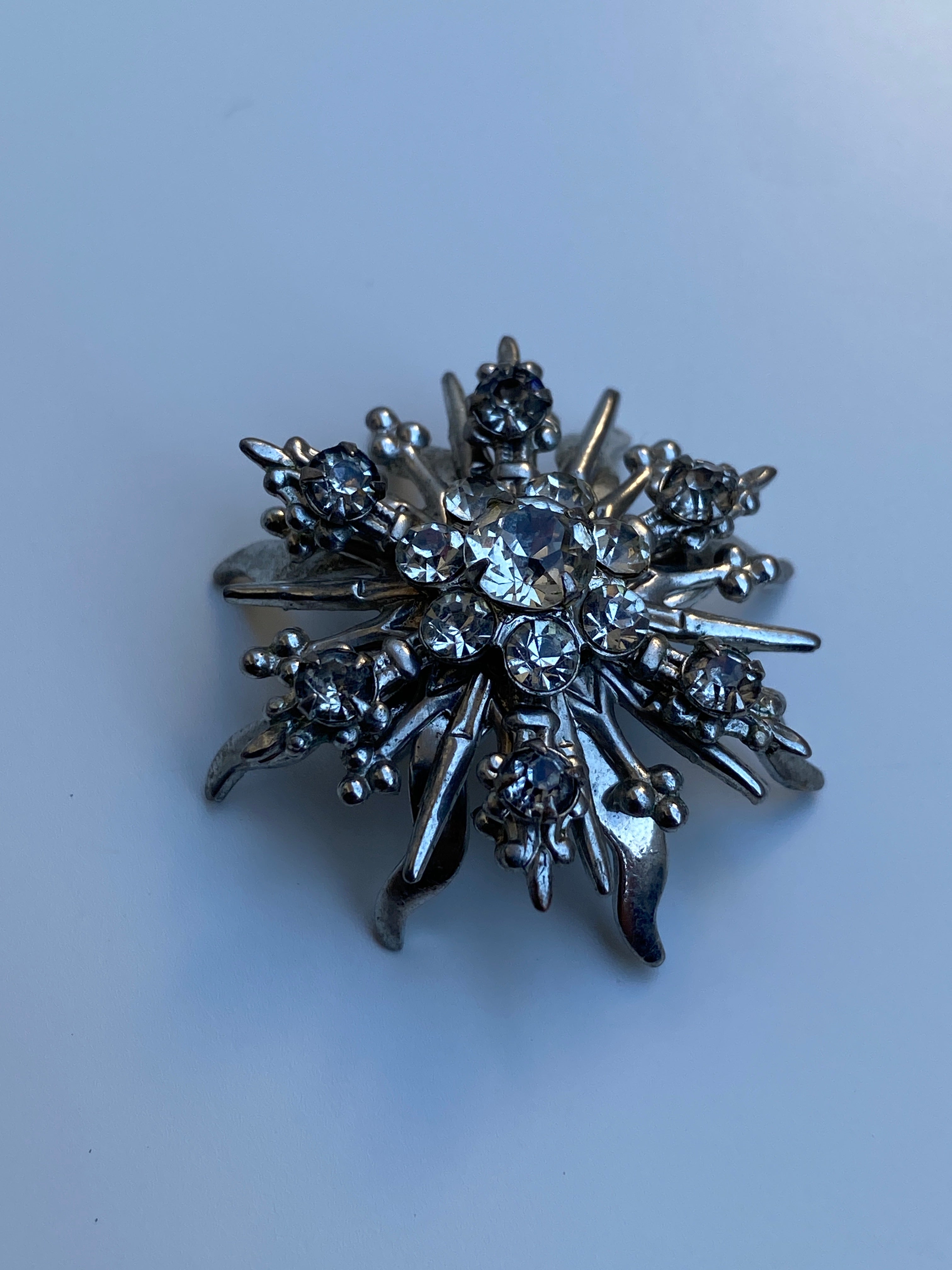 Vintage Mid-Century Silver Tone Rhinestone Starburst Floral Brooch