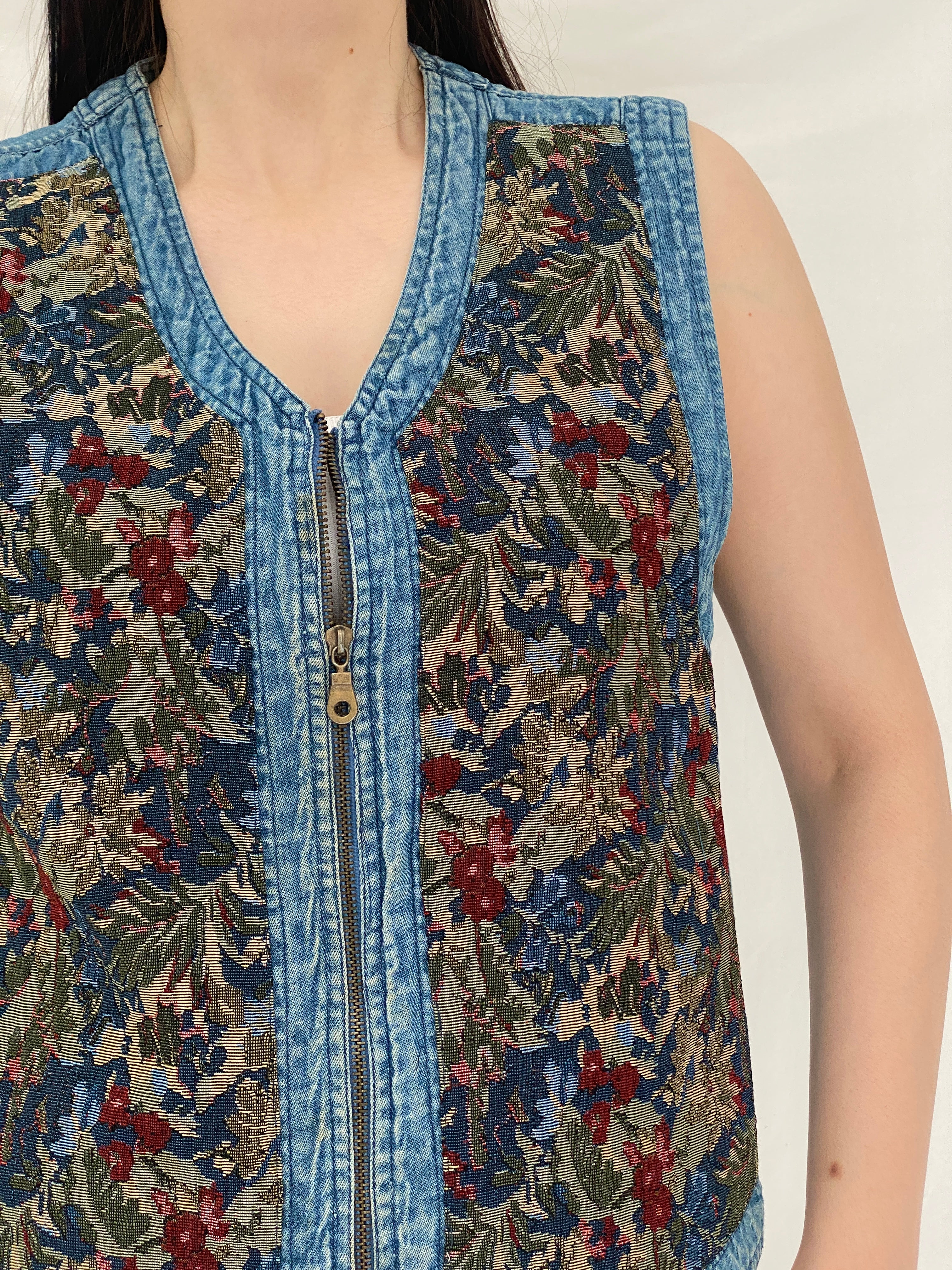 Vintage New Direction 90s Floral Tapestry Denim Vest Zip Up Waistcoat – L
