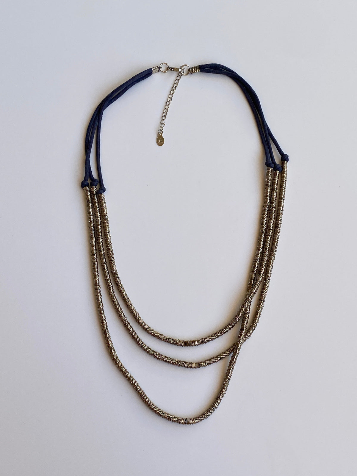 Vintage 90s/Y2K Gold-Tone Coil & Black Cord Multi-Strand Statement Necklace