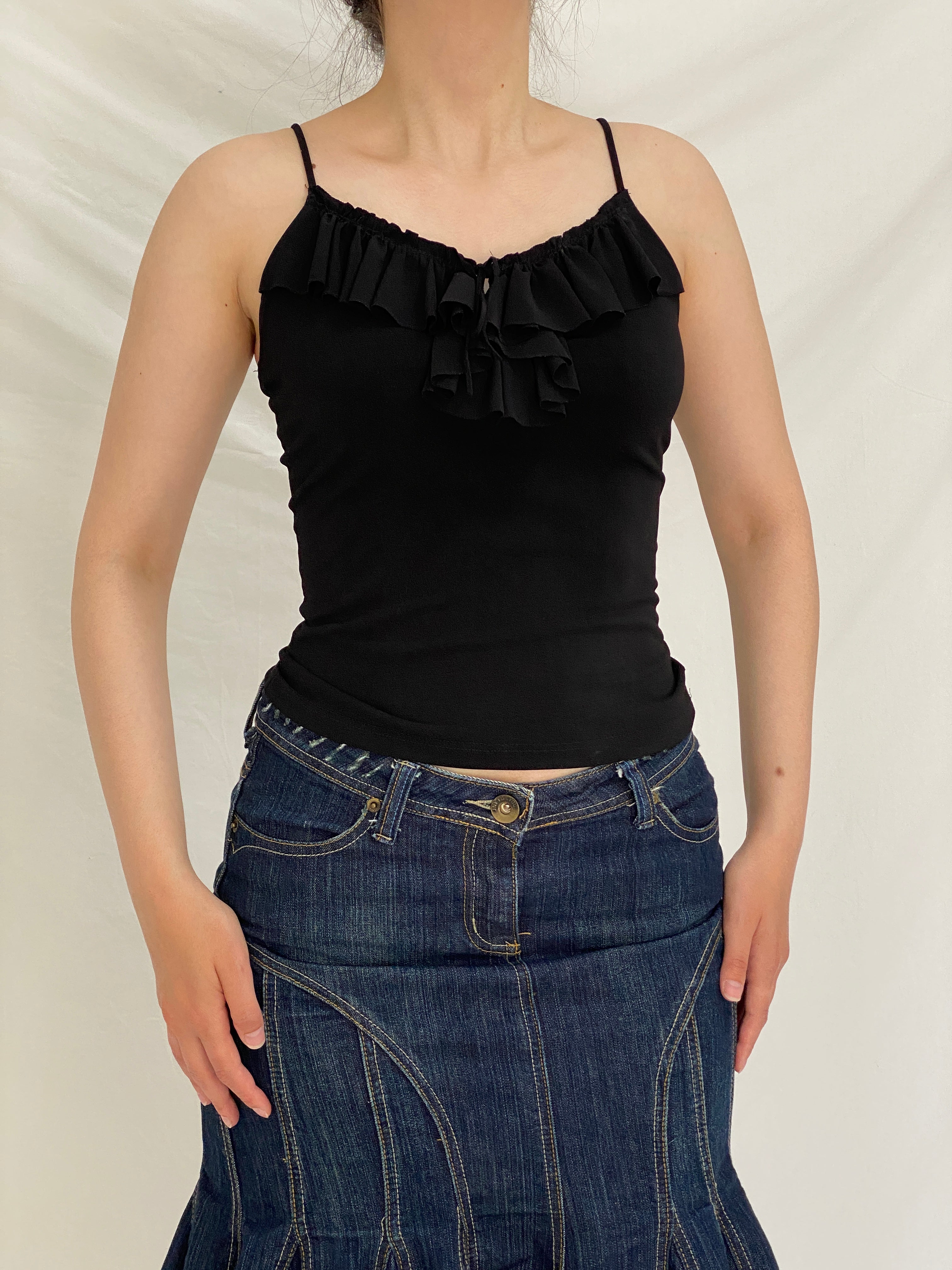 Vintage Y2K Black Ruffle Cami Top Minimal Stretch Spaghetti Strap Tank - S