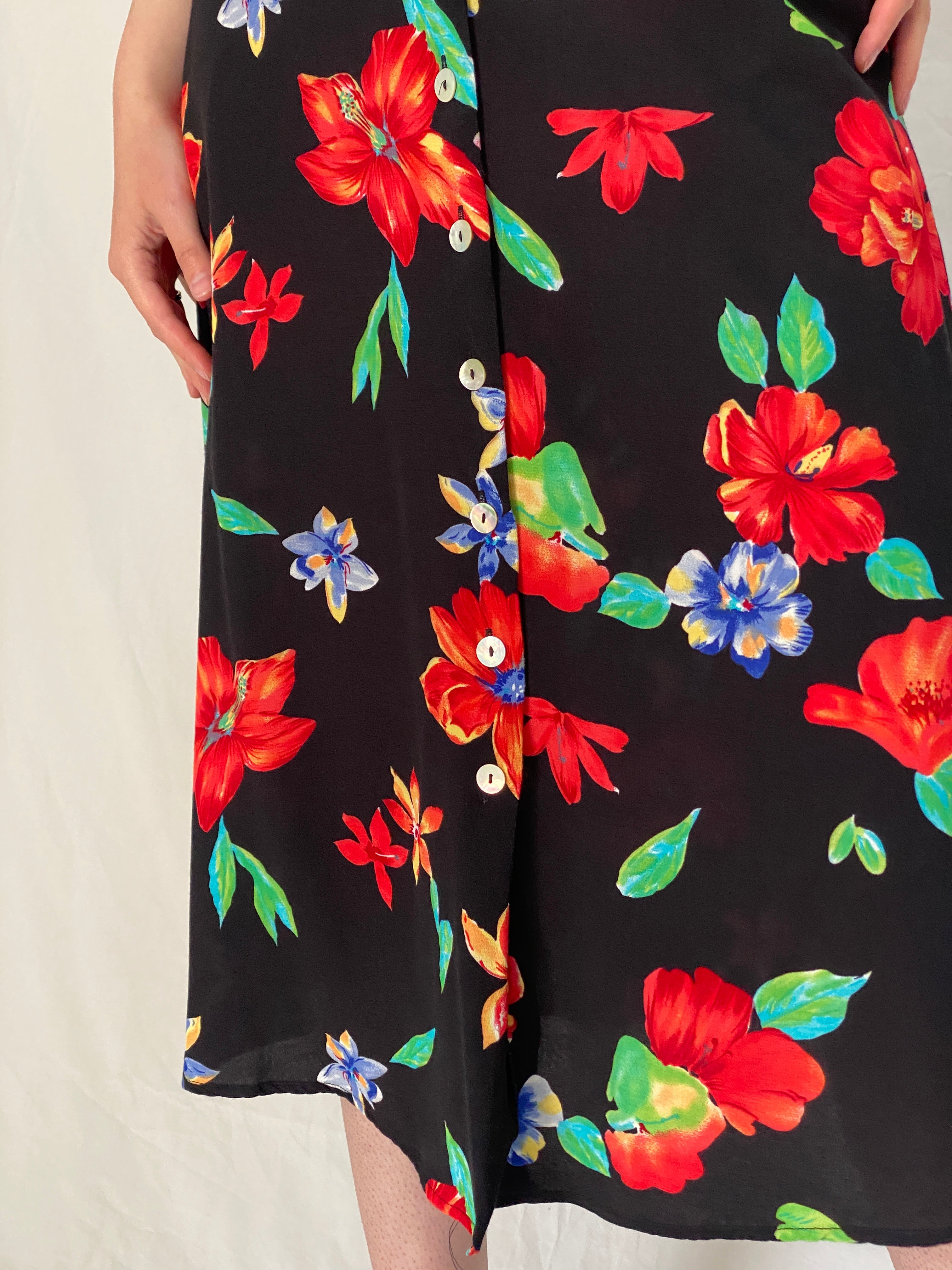 90s Worthington Black Floral Rayon Button Front A-Line Midi Skirt - S