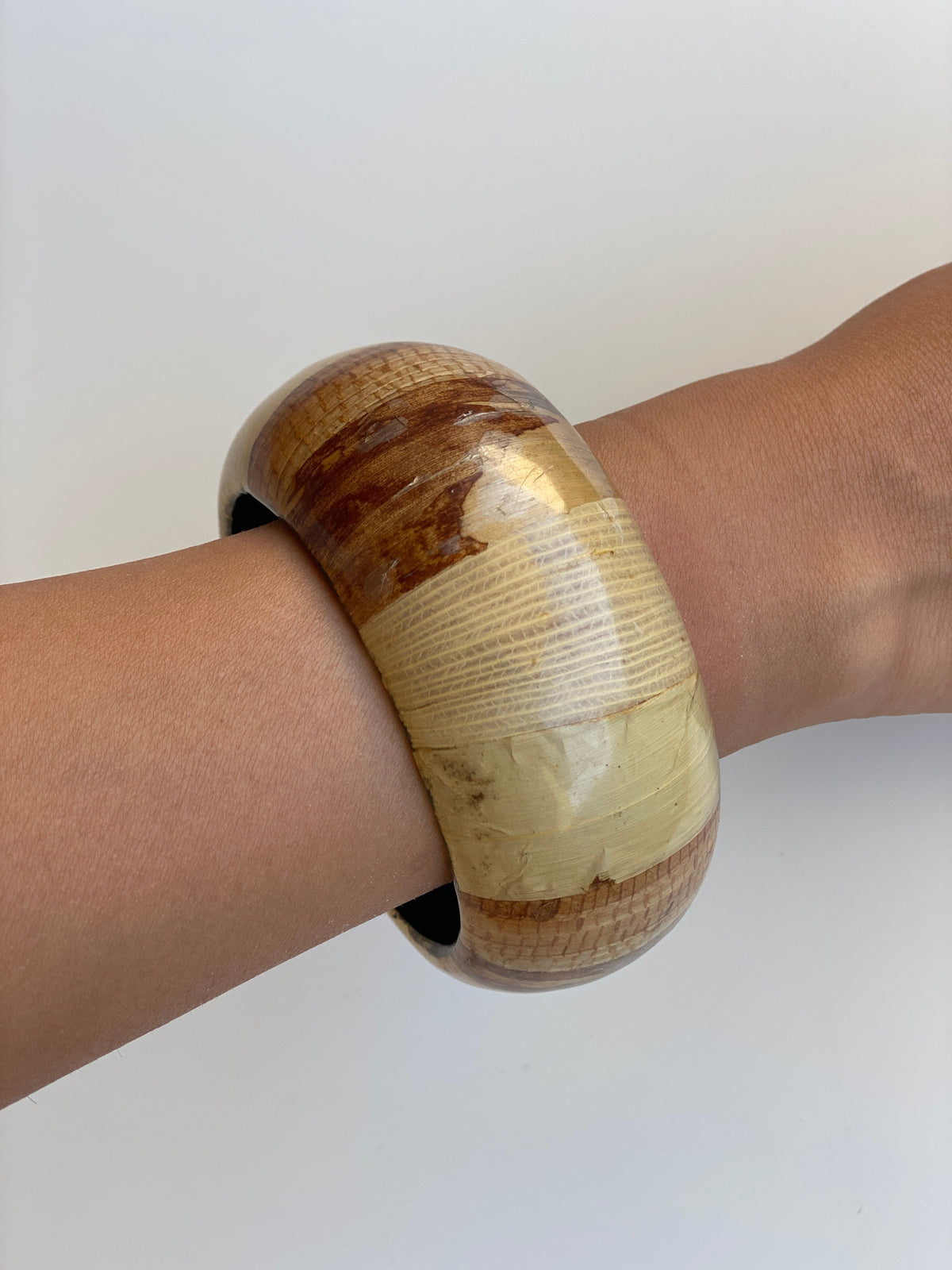 Vintage Boho Natural-Tone Wide Resin & Wood-Effect Statement Bangle